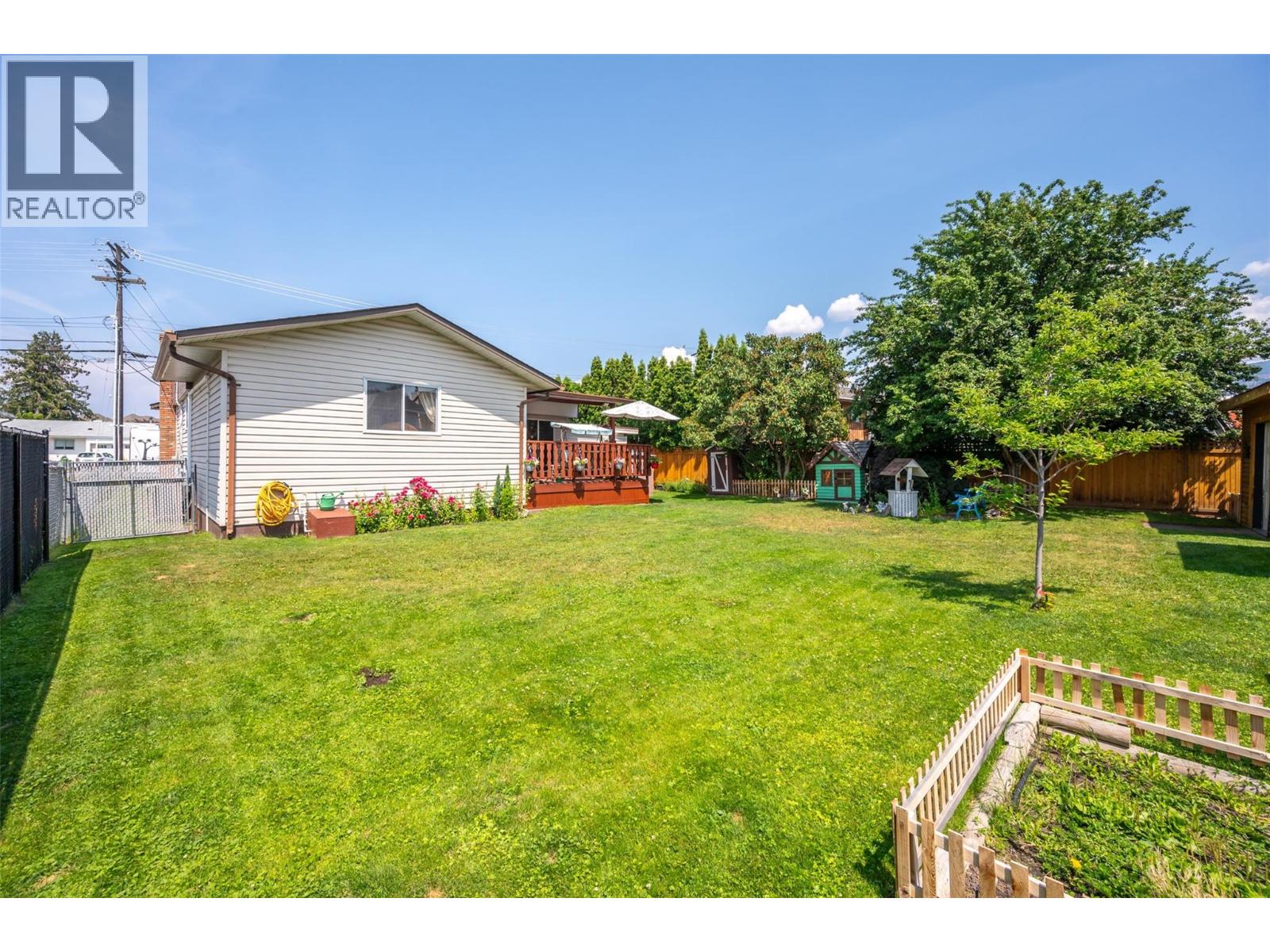 238 Huth Avenue, Penticton, British Columbia  V2A 3A2 - Photo 40 - 10374046