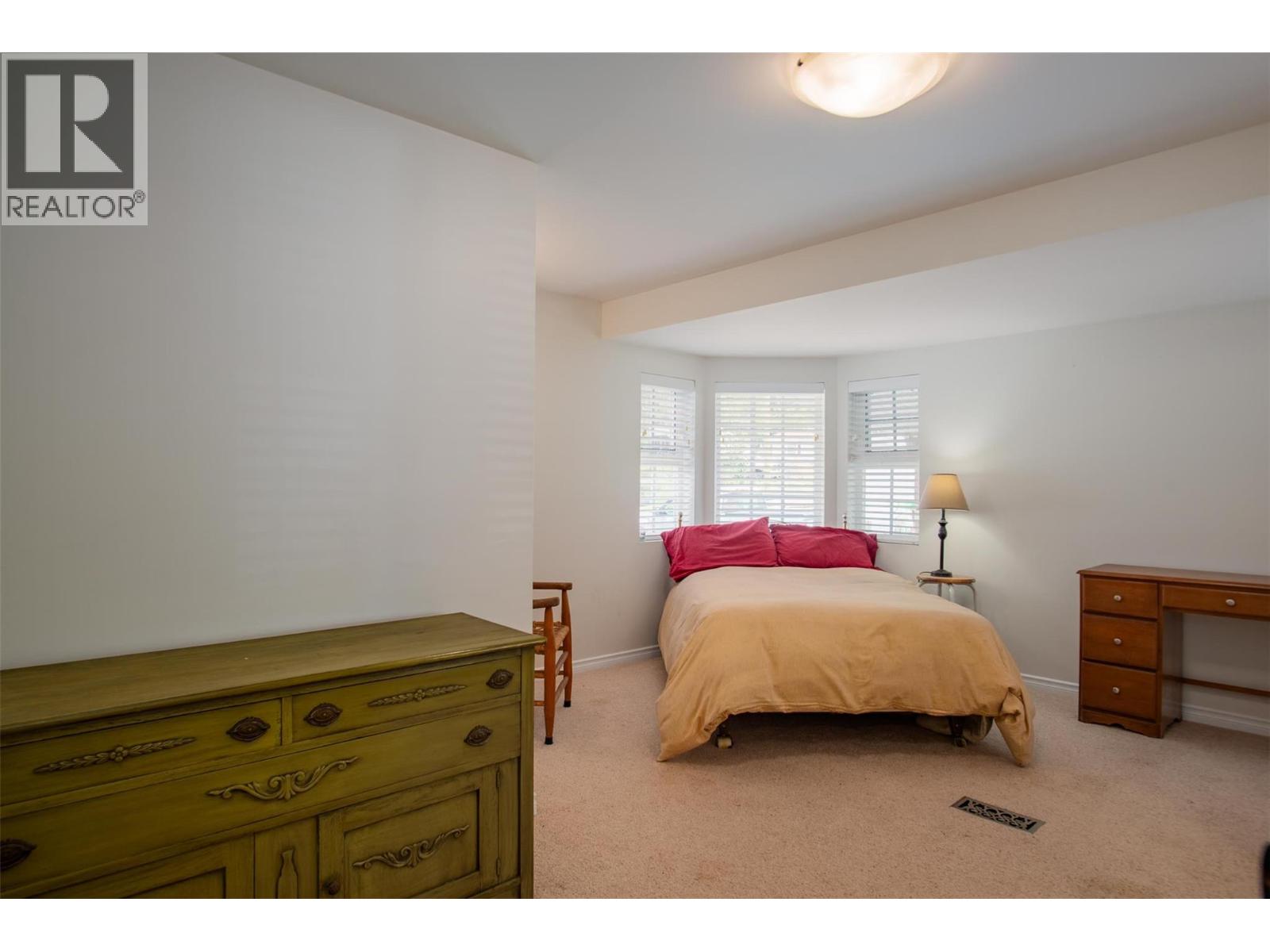 1664 Maida Road, Christina Lake, British Columbia  V0H 1E3 - Photo 11 - 10374273