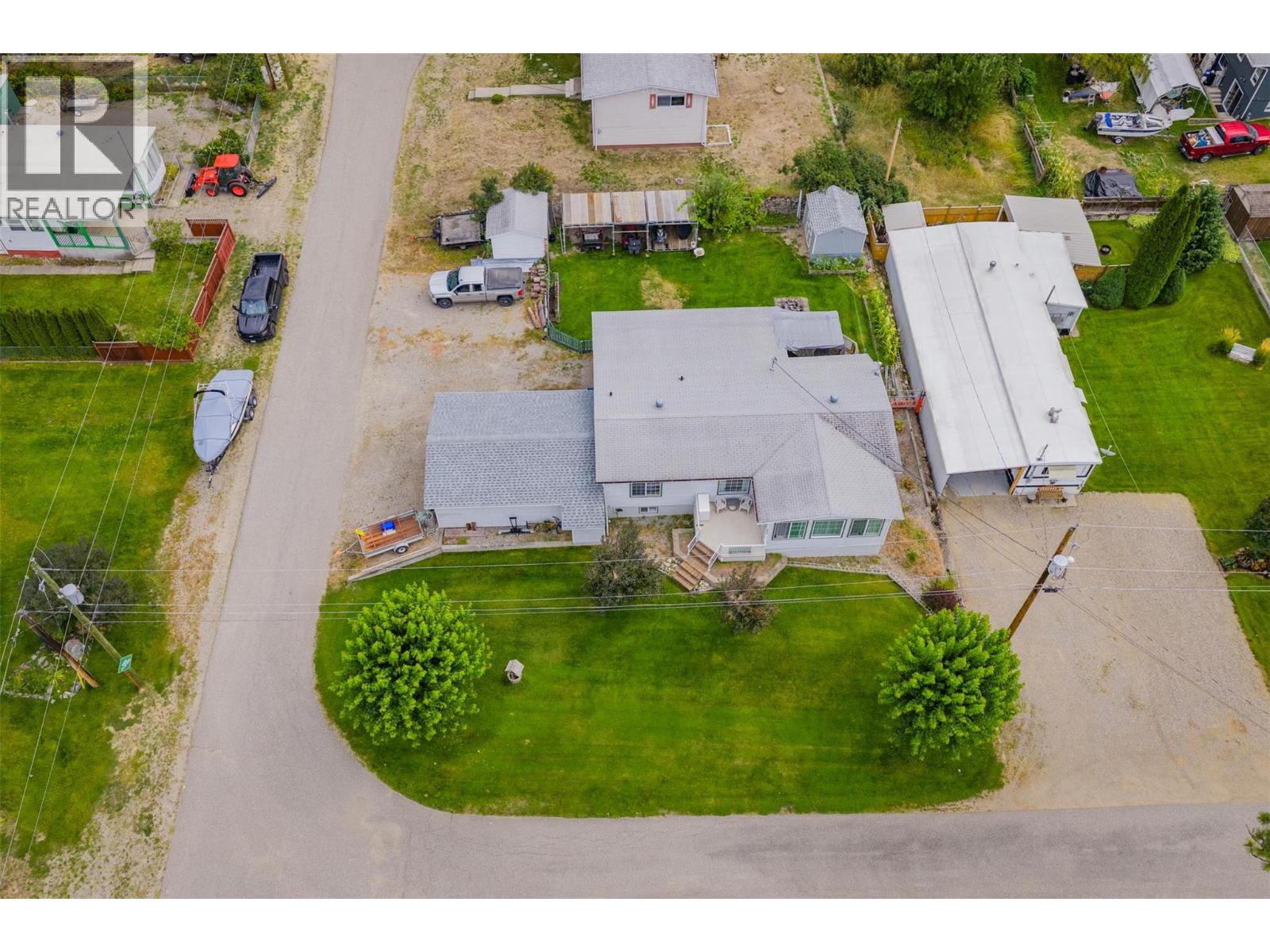 1664 Maida Road, Christina Lake, British Columbia  V0H 1E3 - Photo 2 - 10374273