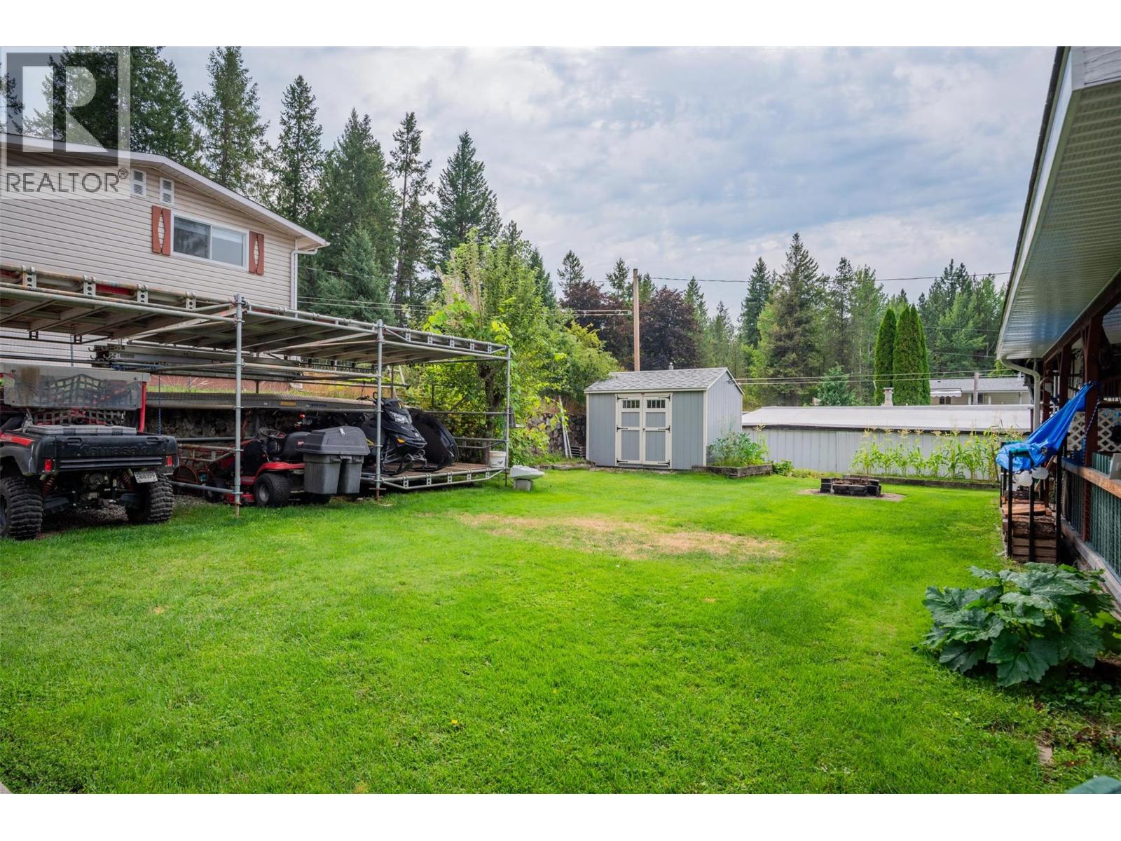 1664 Maida Road, Christina Lake, British Columbia  V0H 1E3 - Photo 31 - 10374273