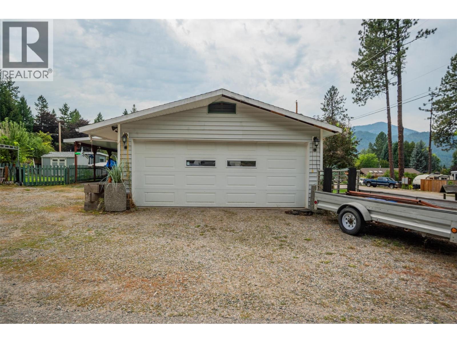 1664 Maida Road, Christina Lake, British Columbia  V0H 1E3 - Photo 40 - 10374273
