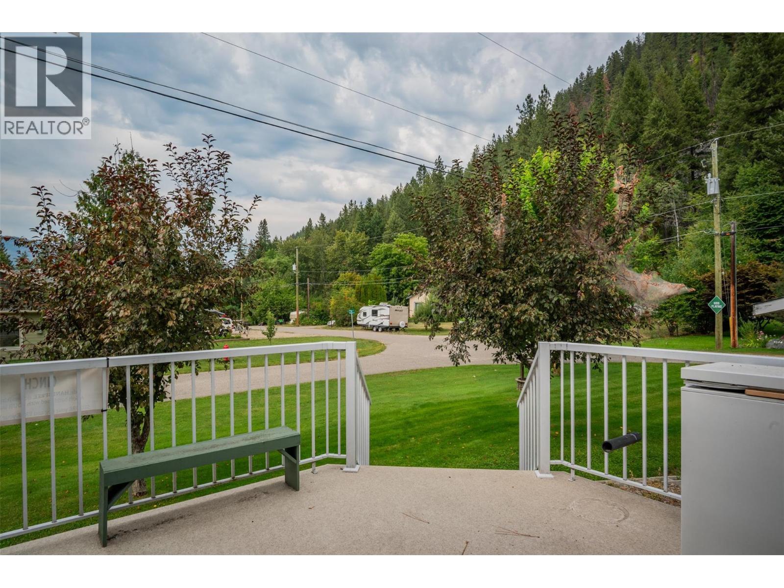 1664 Maida Road, Christina Lake, British Columbia  V0H 1E3 - Photo 46 - 10374273