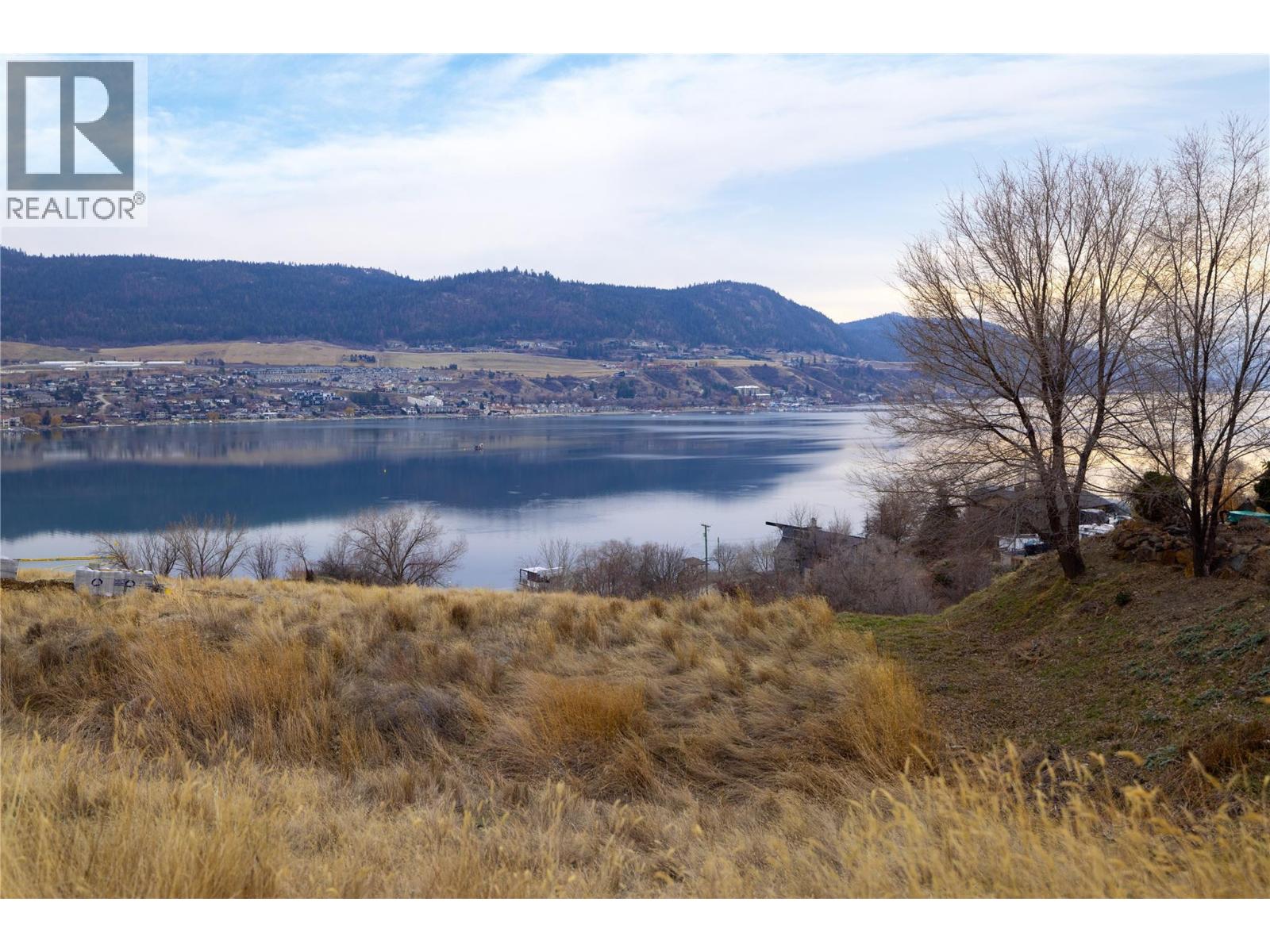7145 Lakeridge Drive, Vernon, British Columbia  V1H 1Y2 - Photo 2 - 10374145