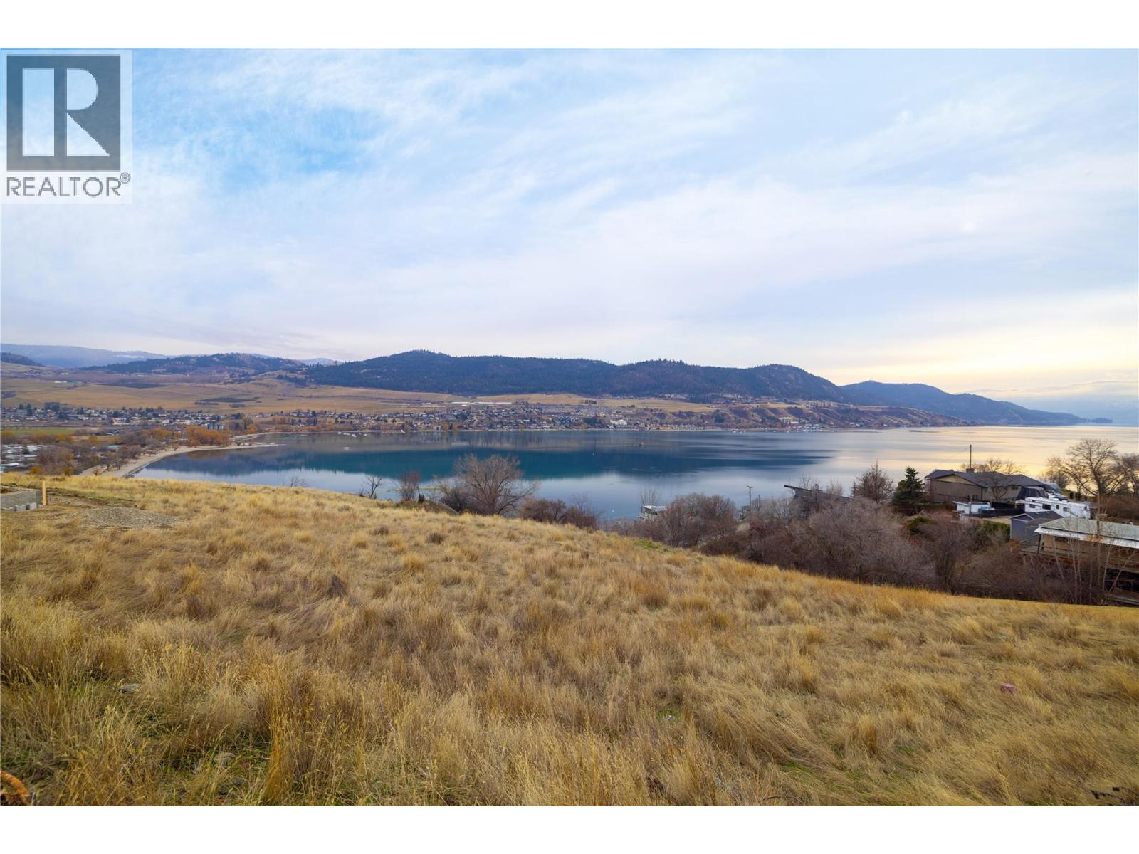 7145 Lakeridge Drive, Vernon, British Columbia  V1H 1Y2 - Photo 9 - 10374145