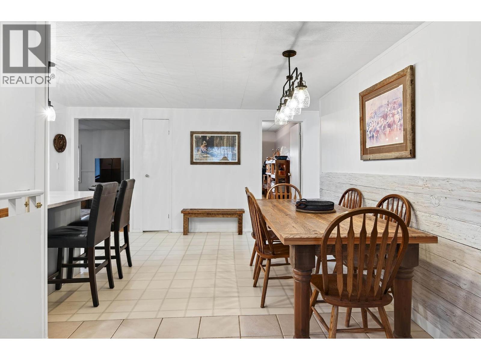 1528 Laveau Road, Kamloops, British Columbia  V0E 2P0 - Photo 16 - 10374061