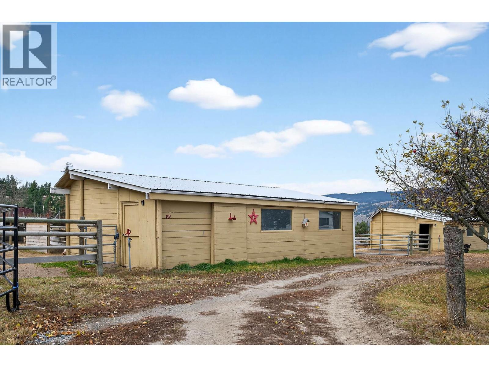 1528 Laveau Road, Kamloops, British Columbia  V0E 2P0 - Photo 33 - 10374061