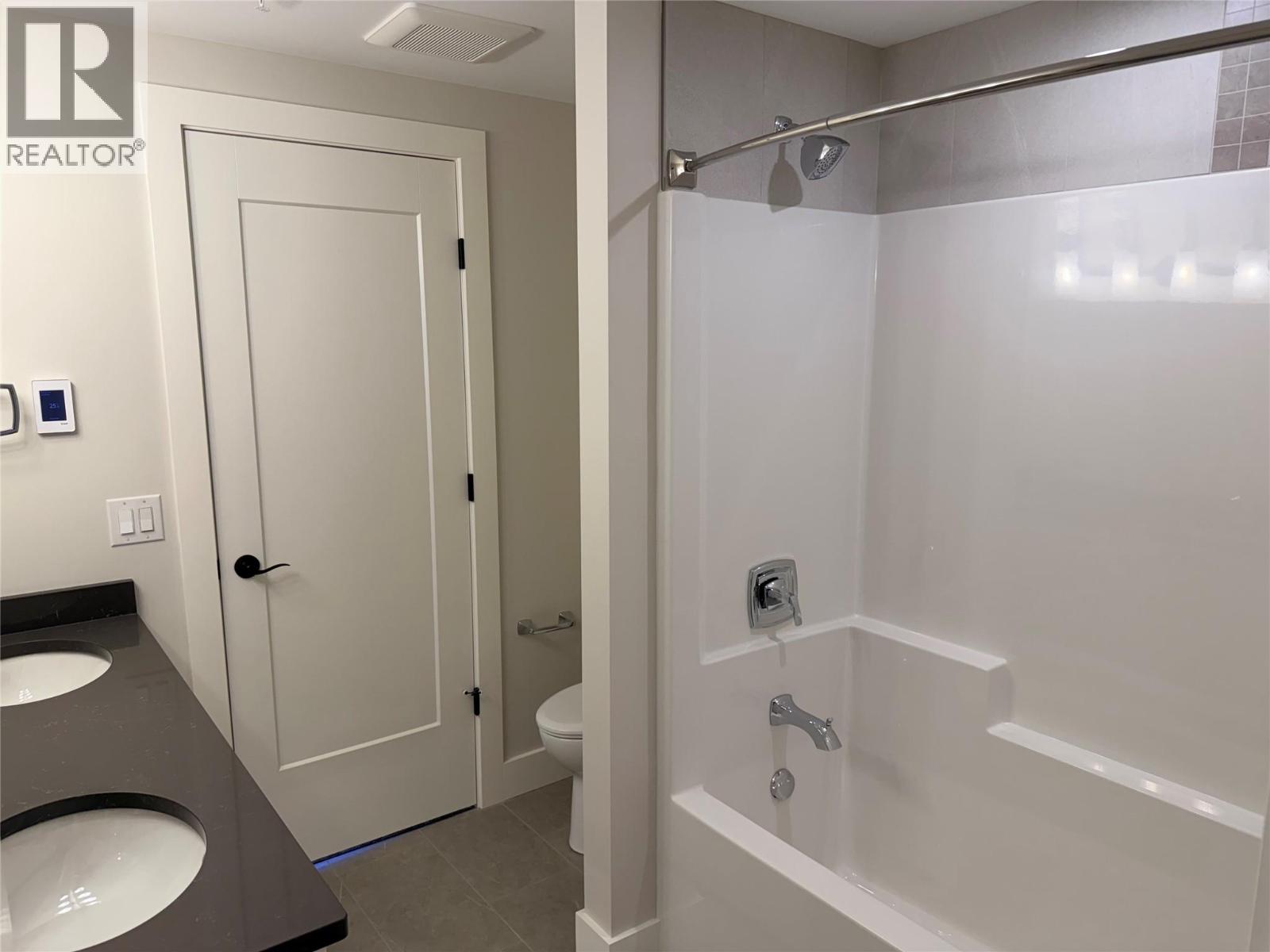 2171 Van Horne Drive Unit# 108, Kamloops, British Columbia  V1S 0E2 - Photo 7 - 10374059