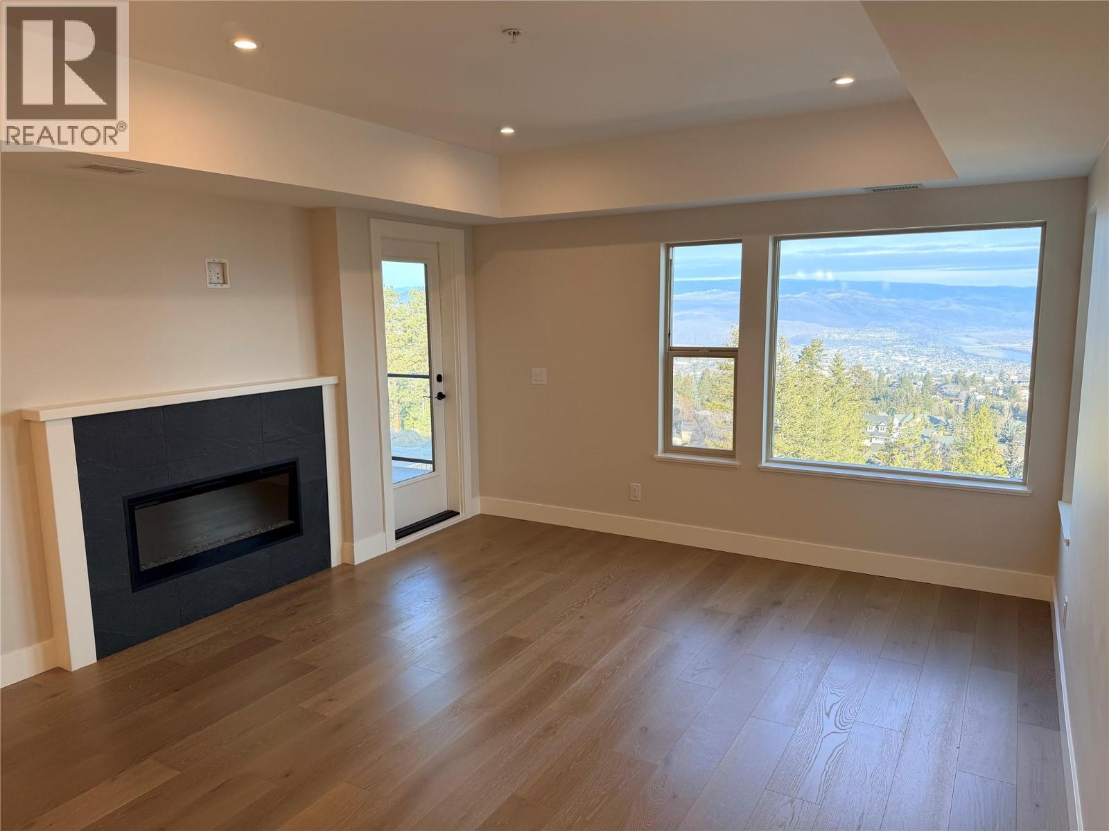 2171 Van Horne Drive Unit# 202, Kamloops, British Columbia  V1S 0E2 - Photo 4 - 10374051