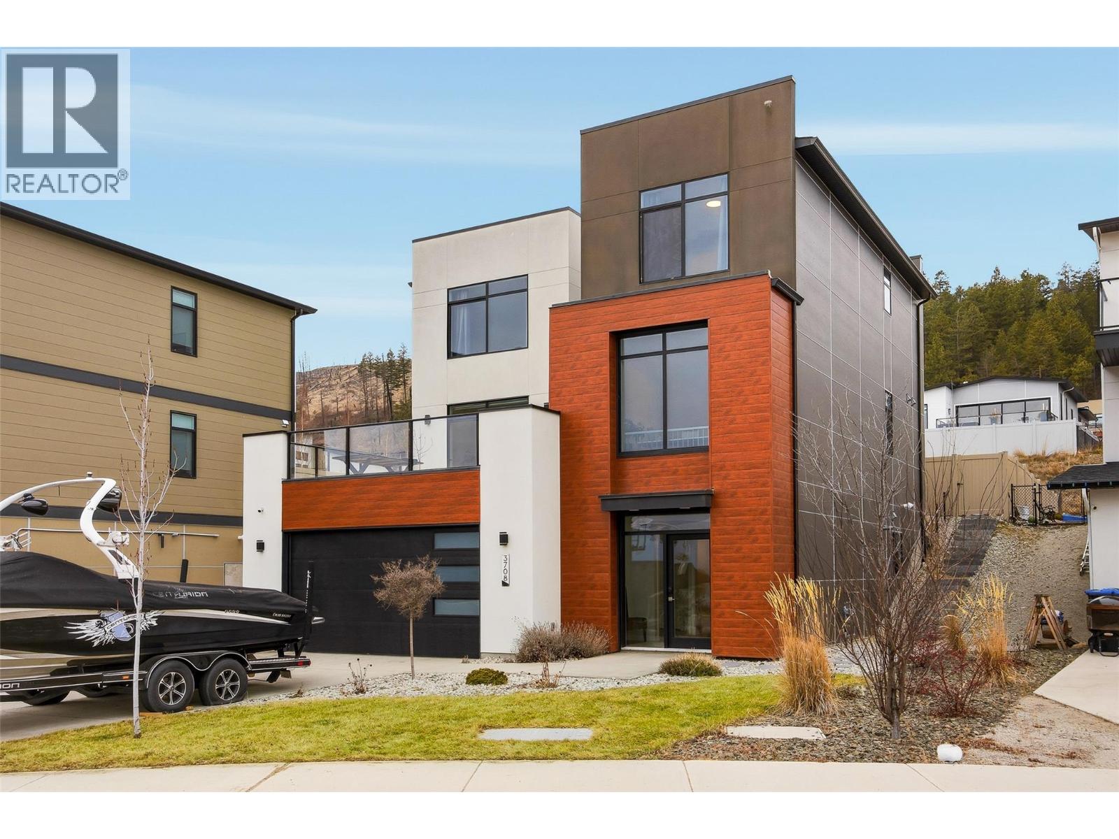 3708 Morningside Drive, West Kelowna, British Columbia  V4T 0B1 - Photo 2 - 10373335