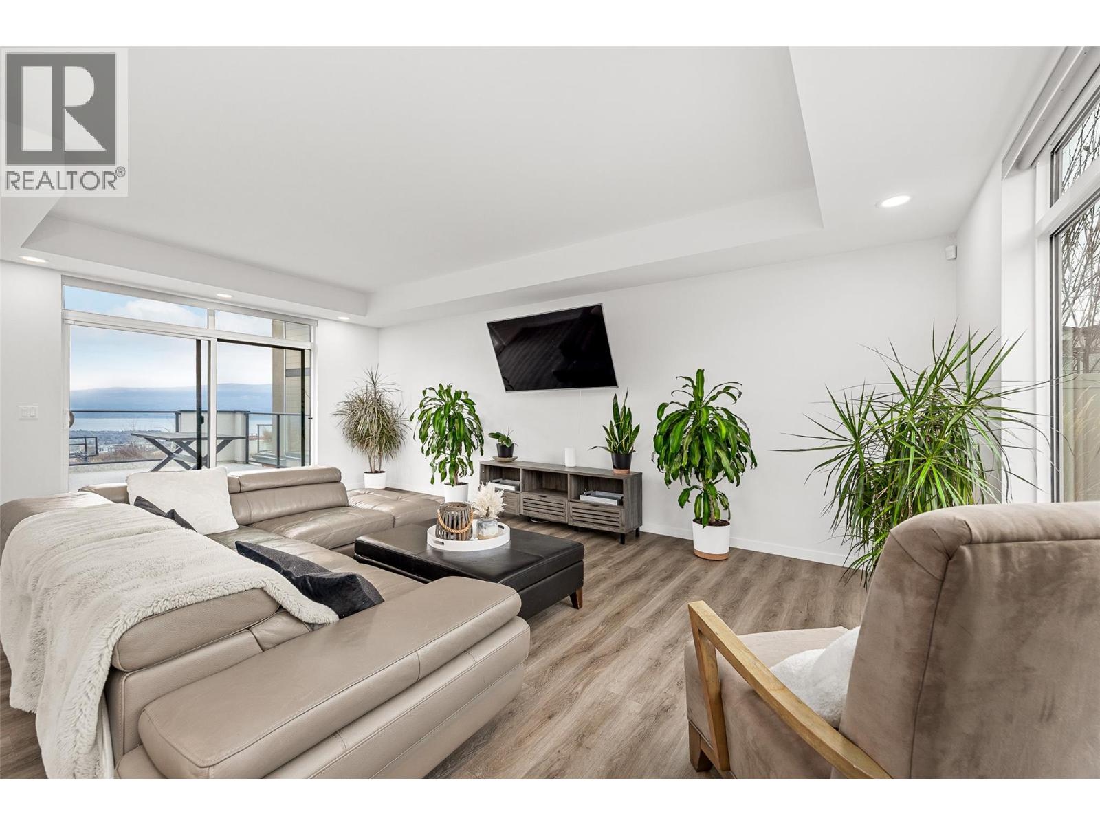 3708 Morningside Drive, West Kelowna, British Columbia  V4T 0B1 - Photo 4 - 10373335