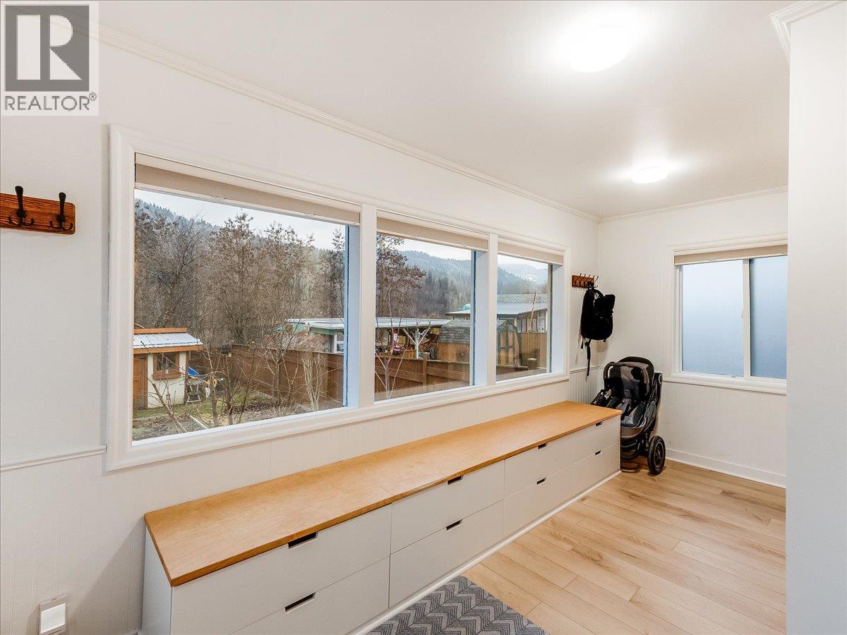 316 Murray Drive, Warfield, British Columbia  V1R 2J4 - Photo 10 - 10374351