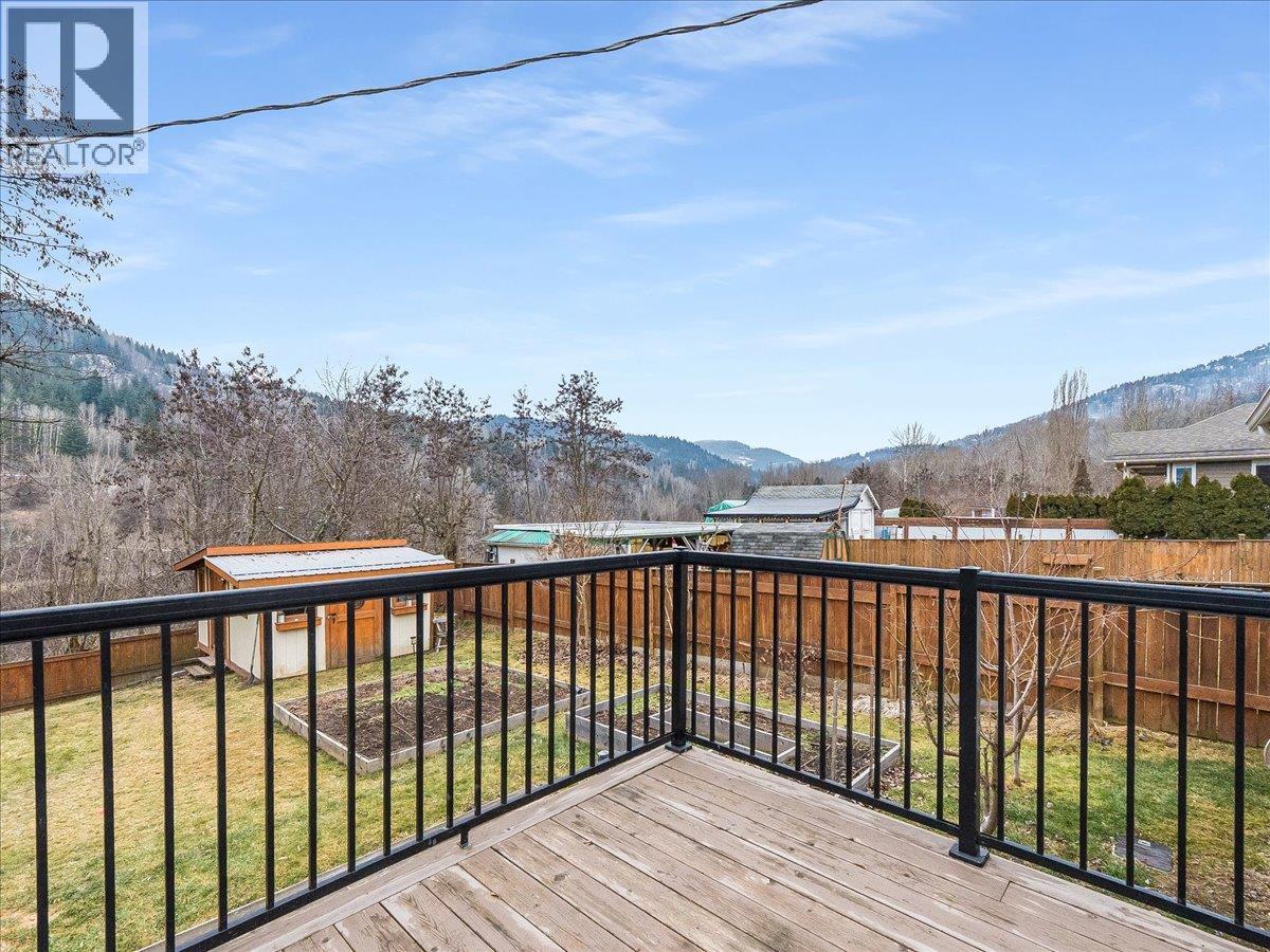 316 Murray Drive, Warfield, British Columbia  V1R 2J4 - Photo 54 - 10374351