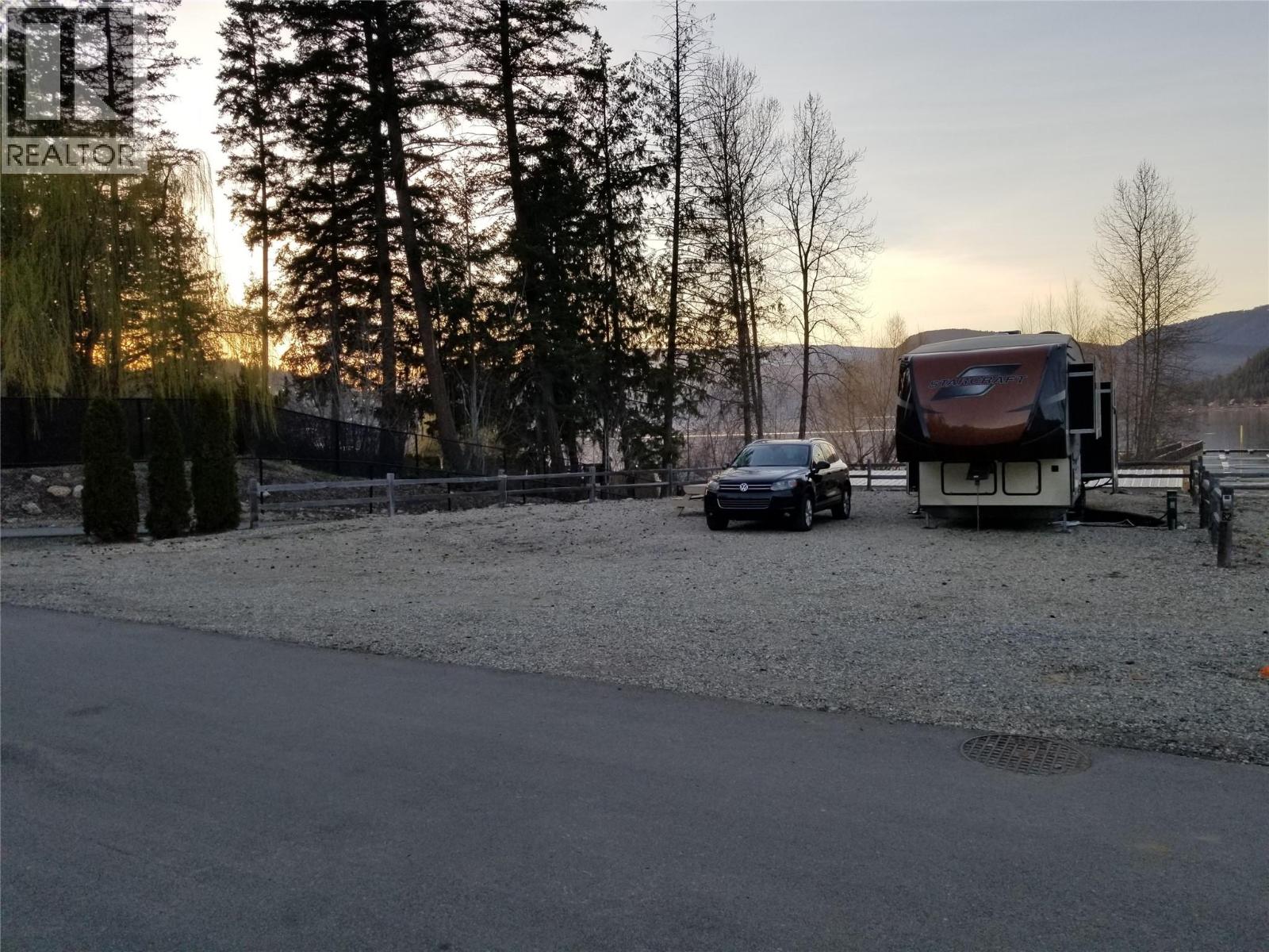 2695 Blind Bay Road Unit# 82, Blind Bay, British Columbia  V0E 1H1 - Photo 6 - 10374143
