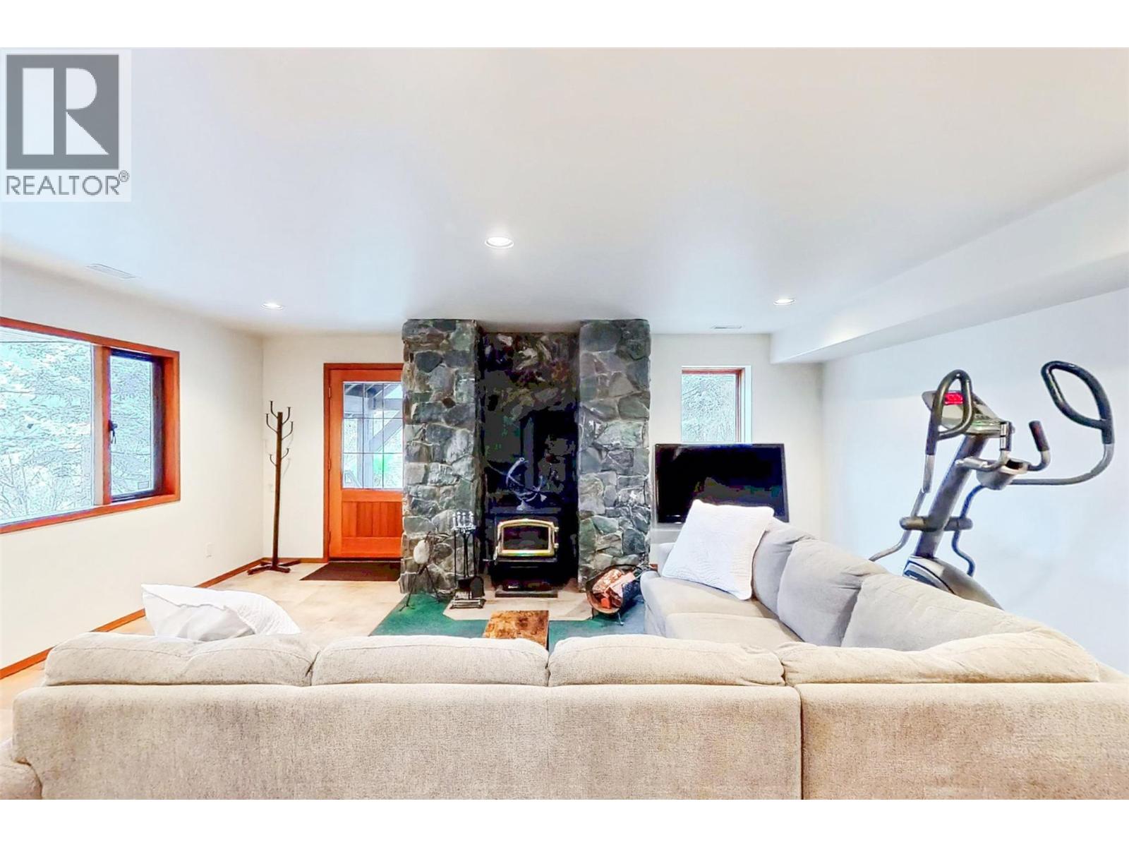 2822 Juniper Crescent, Blind Bay, British Columbia  V0E 1H1 - Photo 38 - 10371819