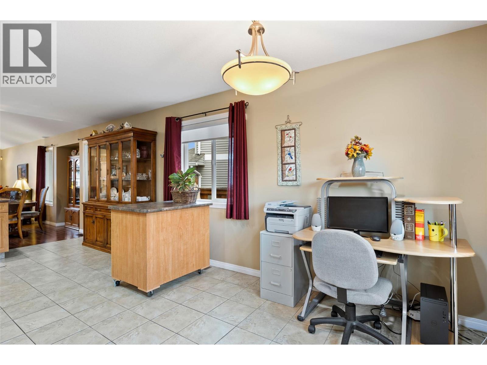 2185 Invermere Place, Kamloops, British Columbia  V2B 0B2 - Photo 10 - 10374232