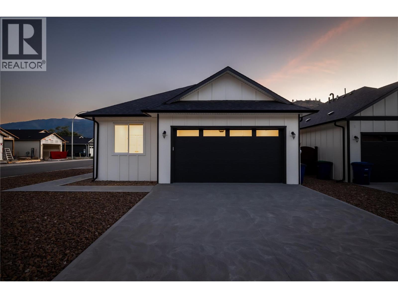 258 Bentgrass Avenue, Oliver, British Columbia  V0H 1T3 - Photo 1 - 10374277