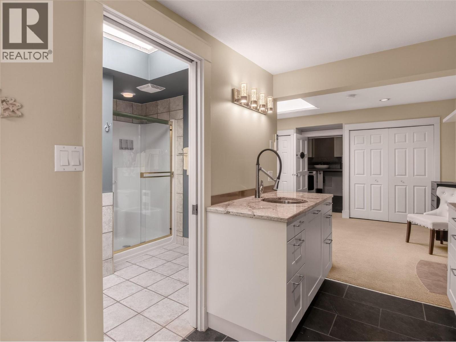 410 Upper Bench Road N, Penticton, British Columbia  V2A 8T4 - Photo 25 - 10374142