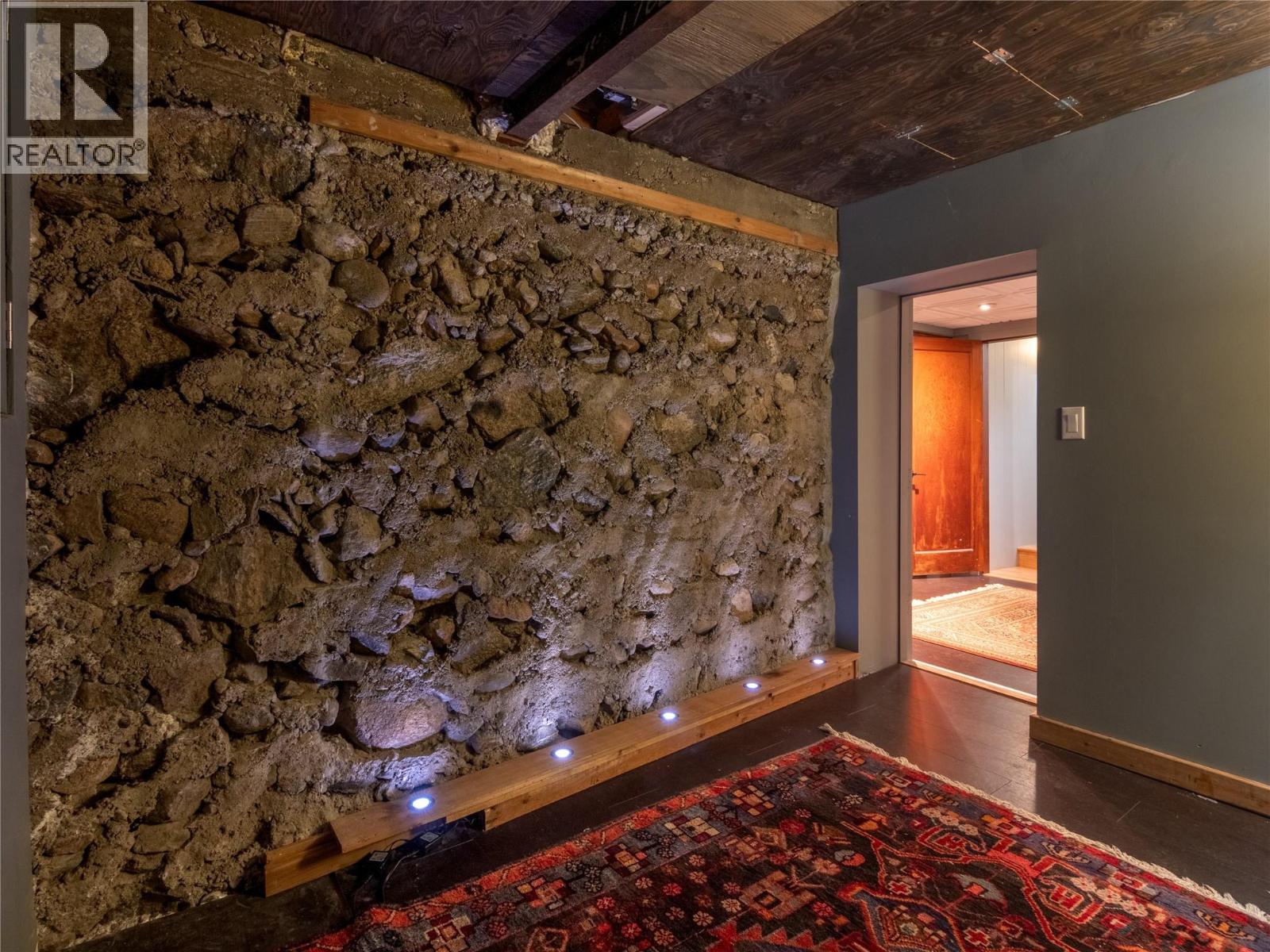 410 Upper Bench Road N, Penticton, British Columbia  V2A 8T4 - Photo 48 - 10374142