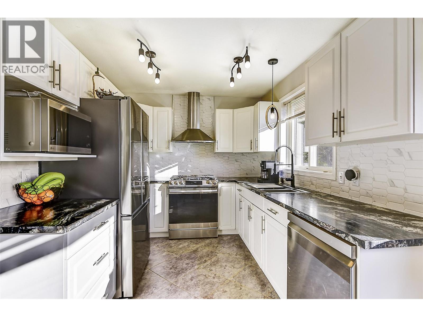 3625 Glen Abbey Court, West Kelowna, British Columbia  V4T 2N1 - Photo 10 - 10374302