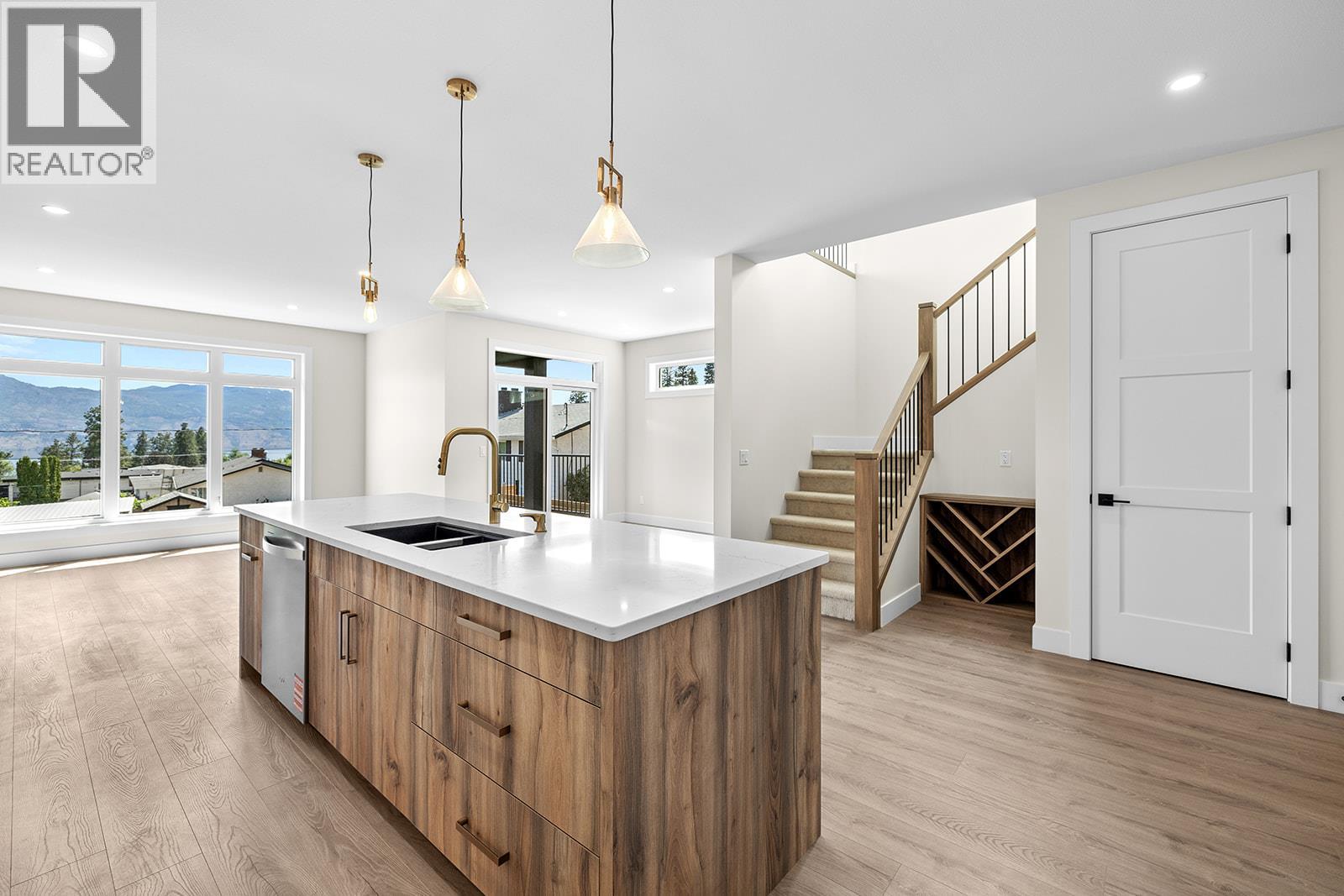 1025 Kitson Court, West Kelowna, British Columbia  V1Z 2G7 - Photo 11 - 10374378