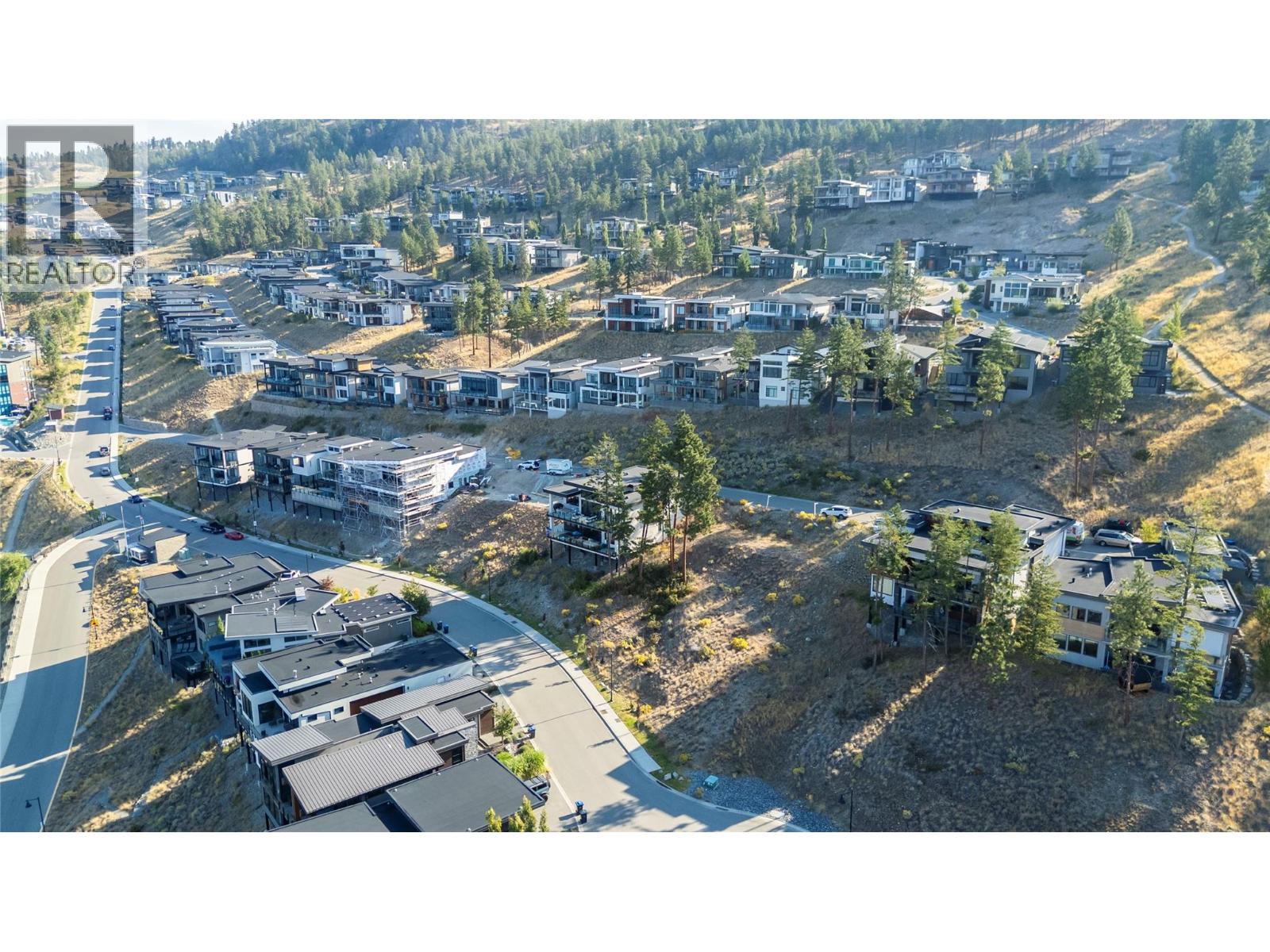 3340 Black Pine Lane, Kelowna, British Columbia  V1V 3G1 - Photo 4 - 10374375
