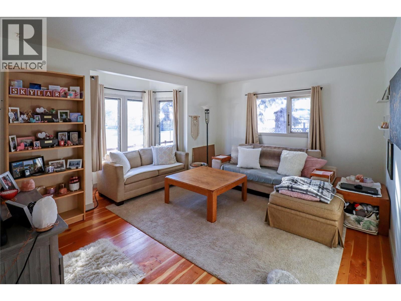 291 Fenchurch Avenue, Princeton, British Columbia  V0X 1W0 - Photo 3 - 10374423