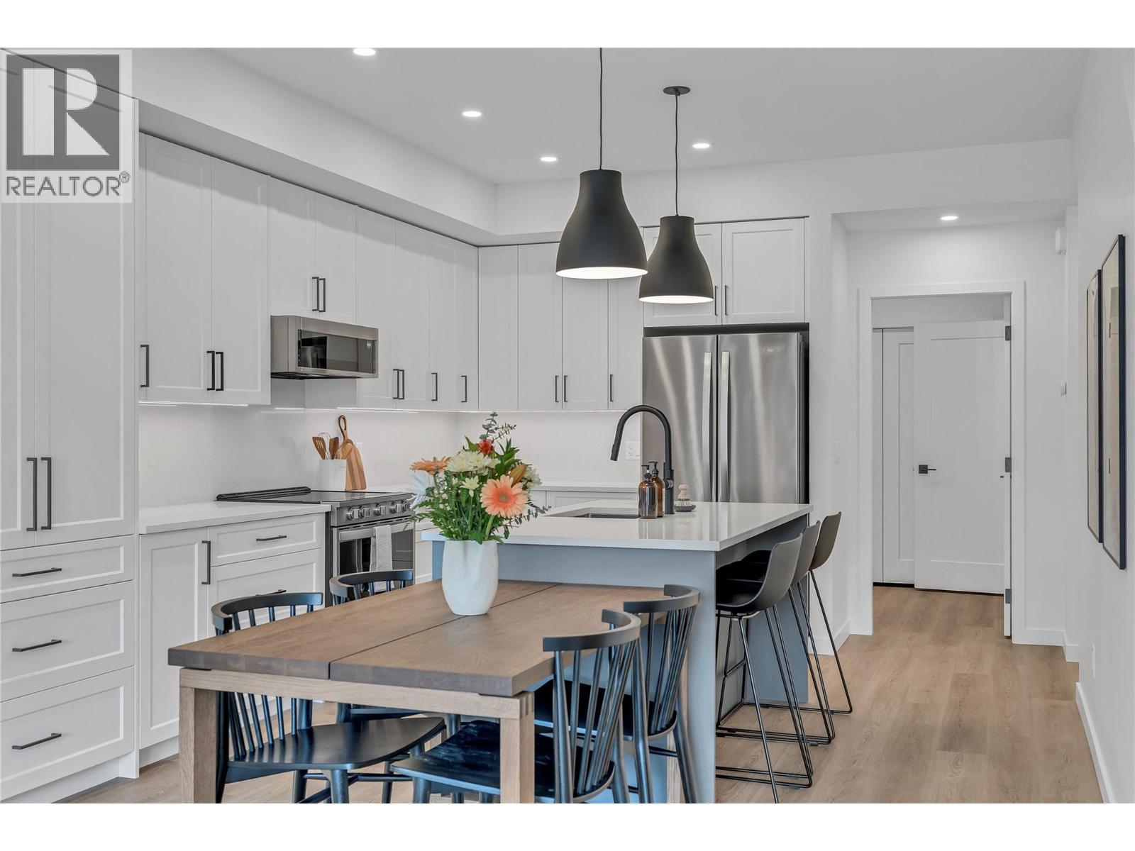 695 Victoria Drive Unit# 101, Penticton, British Columbia  V2A 5N5 - Photo 4 - 10374405