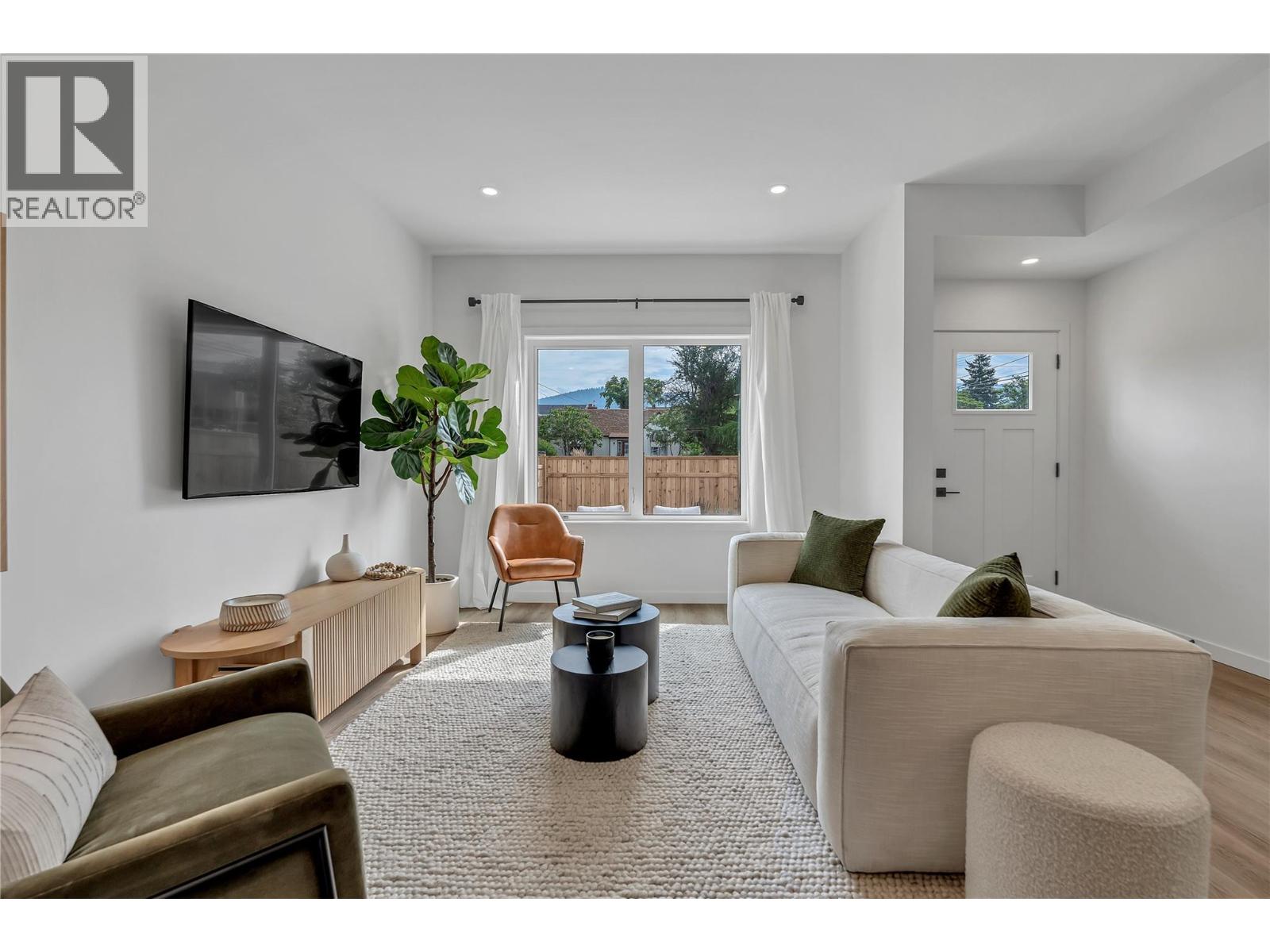 695 Victoria Drive Unit# 101, Penticton, British Columbia  V2A 5N5 - Photo 6 - 10374405