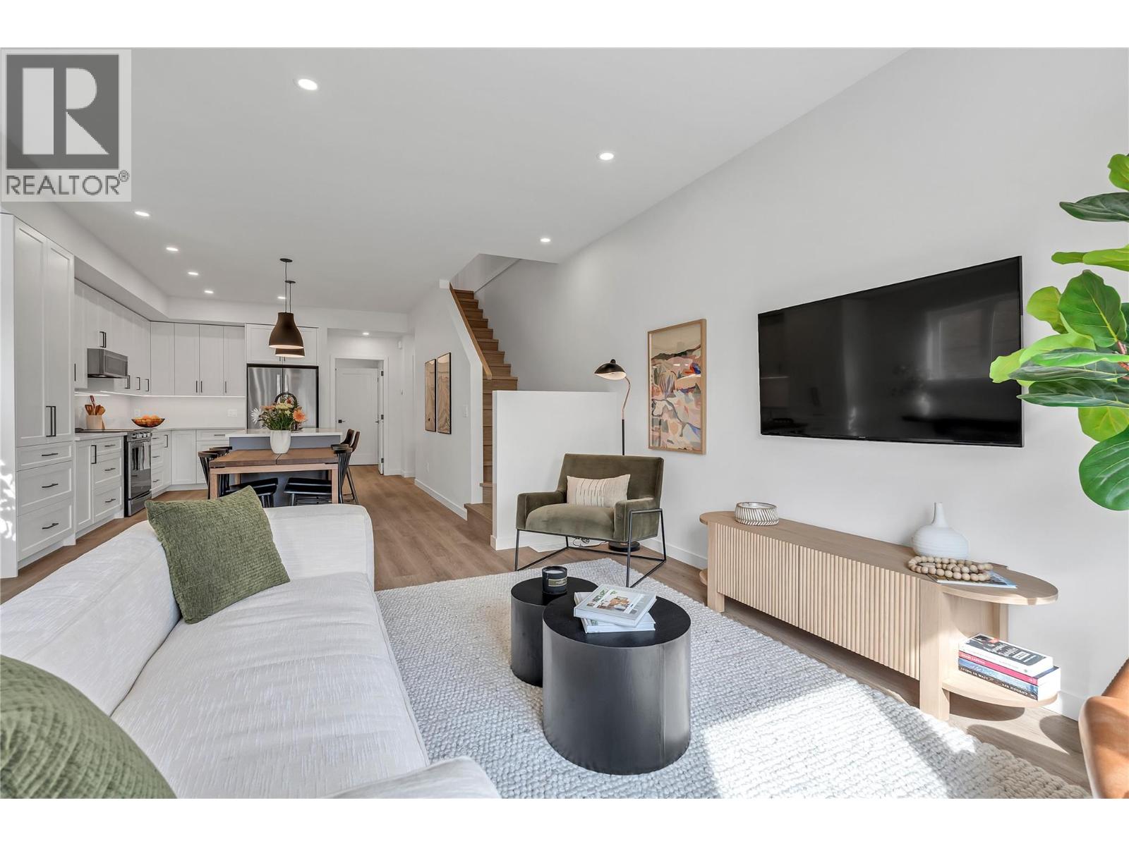 695 Victoria Drive Unit# 101, Penticton, British Columbia  V2A 5N5 - Photo 8 - 10374405