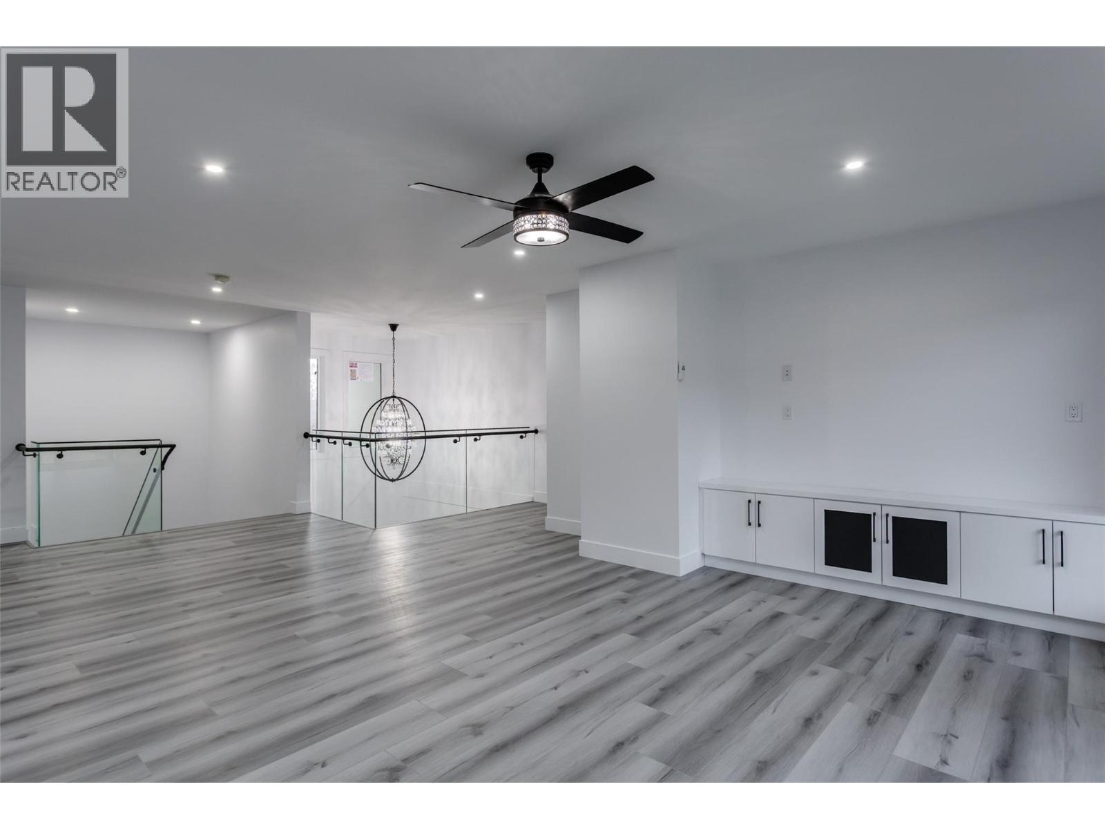 474 Snowsell Street N, Kelowna, British Columbia  V1L 2B3 - Photo 30 - 10373855