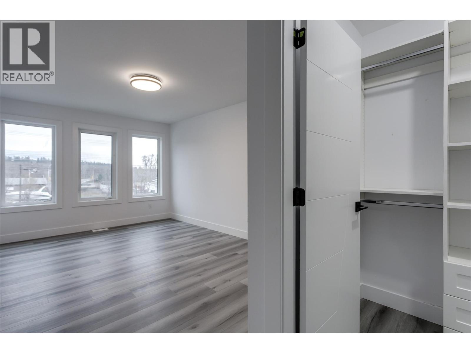 474 Snowsell Street N, Kelowna, British Columbia  V1L 2B3 - Photo 47 - 10373855