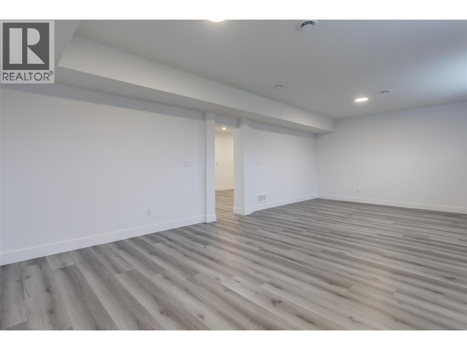 474 Snowsell Street N, Kelowna, British Columbia  V1L 2B3 - Photo 49 - 10373855
