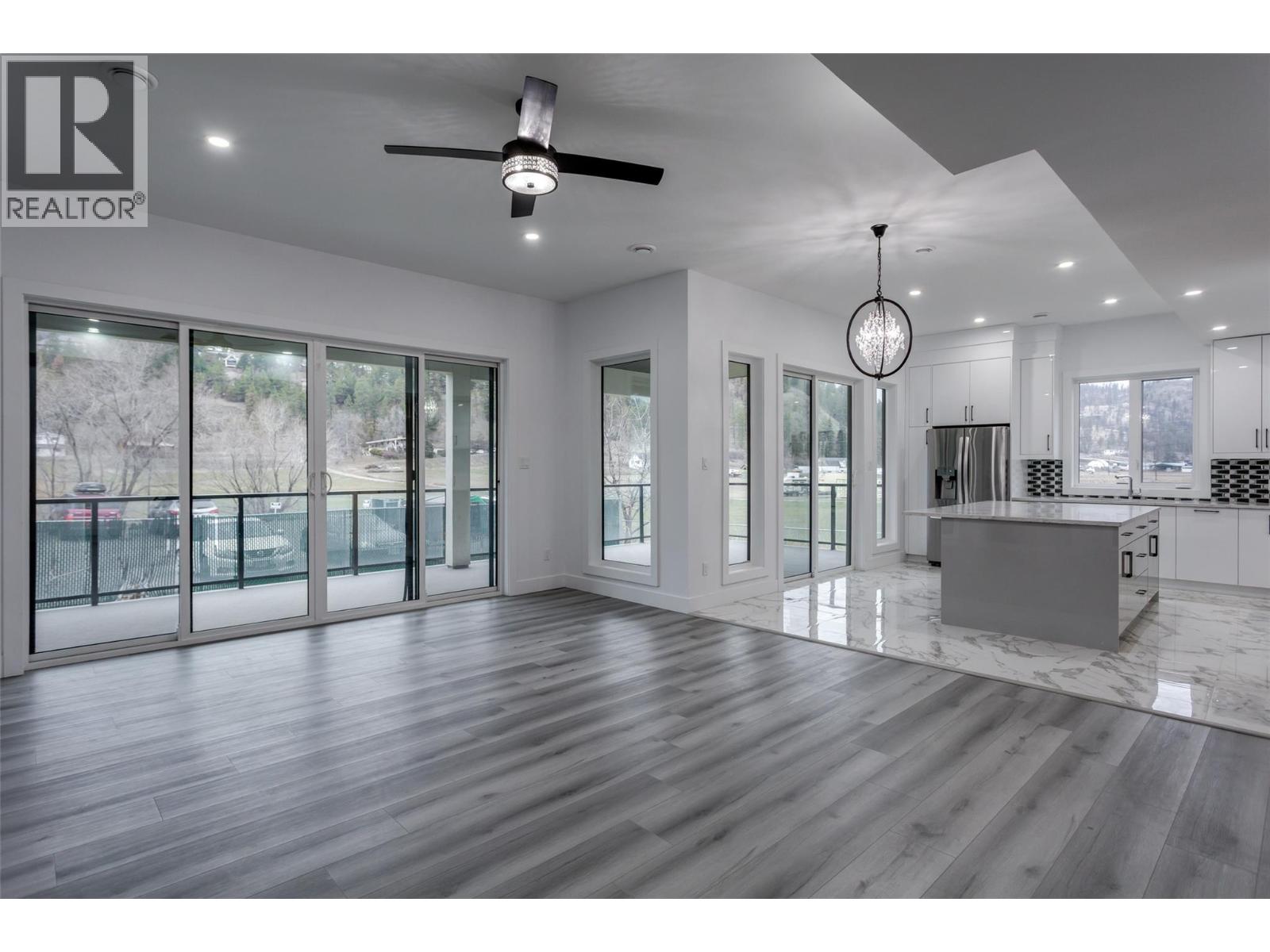 474 Snowsell Street N, Kelowna, British Columbia  V1L 2B3 - Photo 8 - 10373855