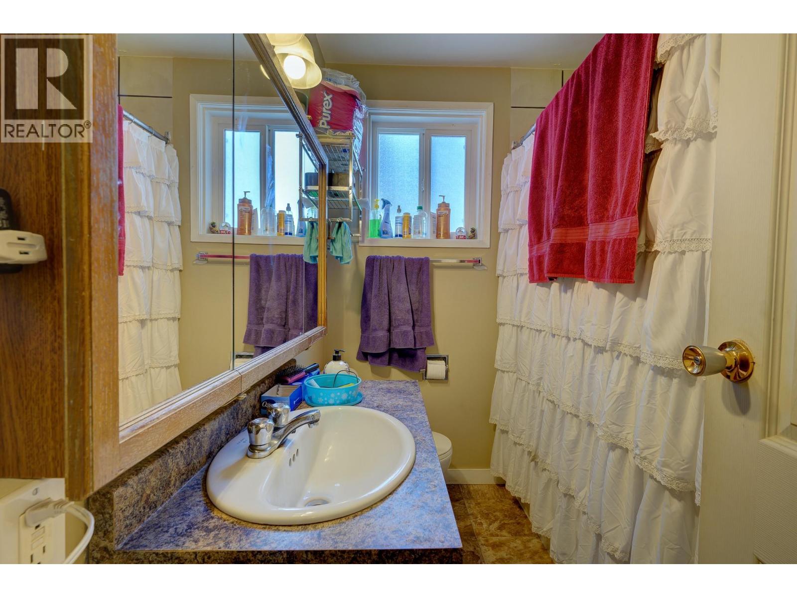 644 Brentwood Avenue, Kamloops, British Columbia  V2B 1P5 - Photo 11 - 10374427
