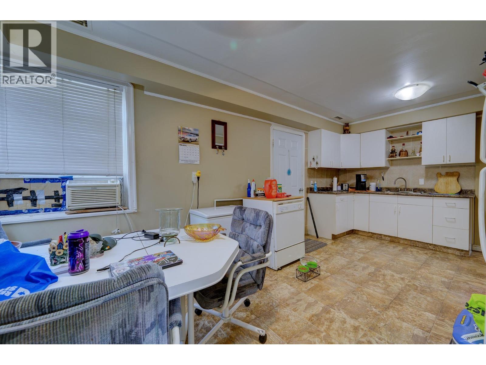 644 Brentwood Avenue, Kamloops, British Columbia  V2B 1P5 - Photo 5 - 10374427