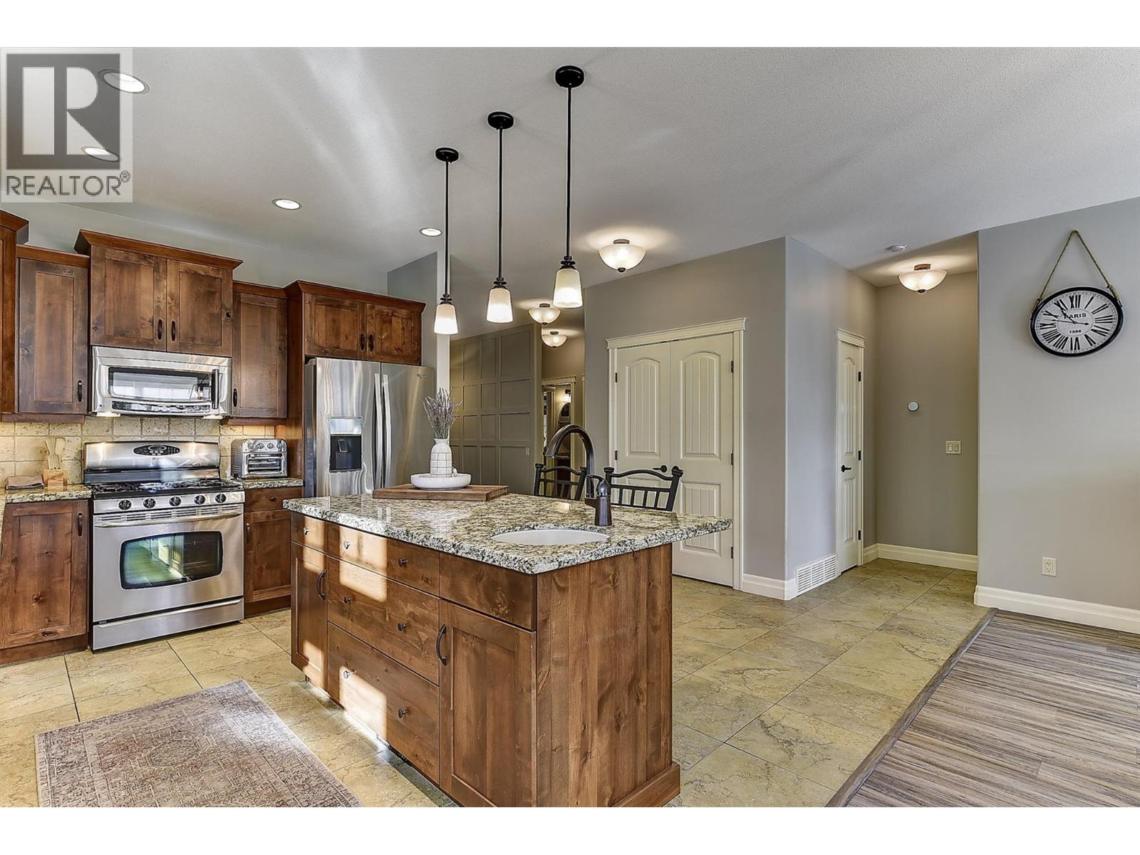 2283 Shannon Heights Court Unit# 18, West Kelowna, British Columbia  V4T 3B9 - Photo 23 - 10374420