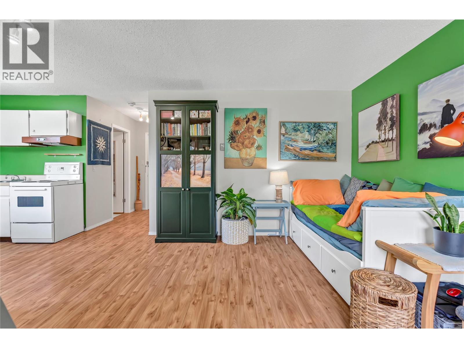 803 Fairview Road Unit# 201, Penticton, British Columbia  V2A 5Y7 - Photo 14 - 10374186