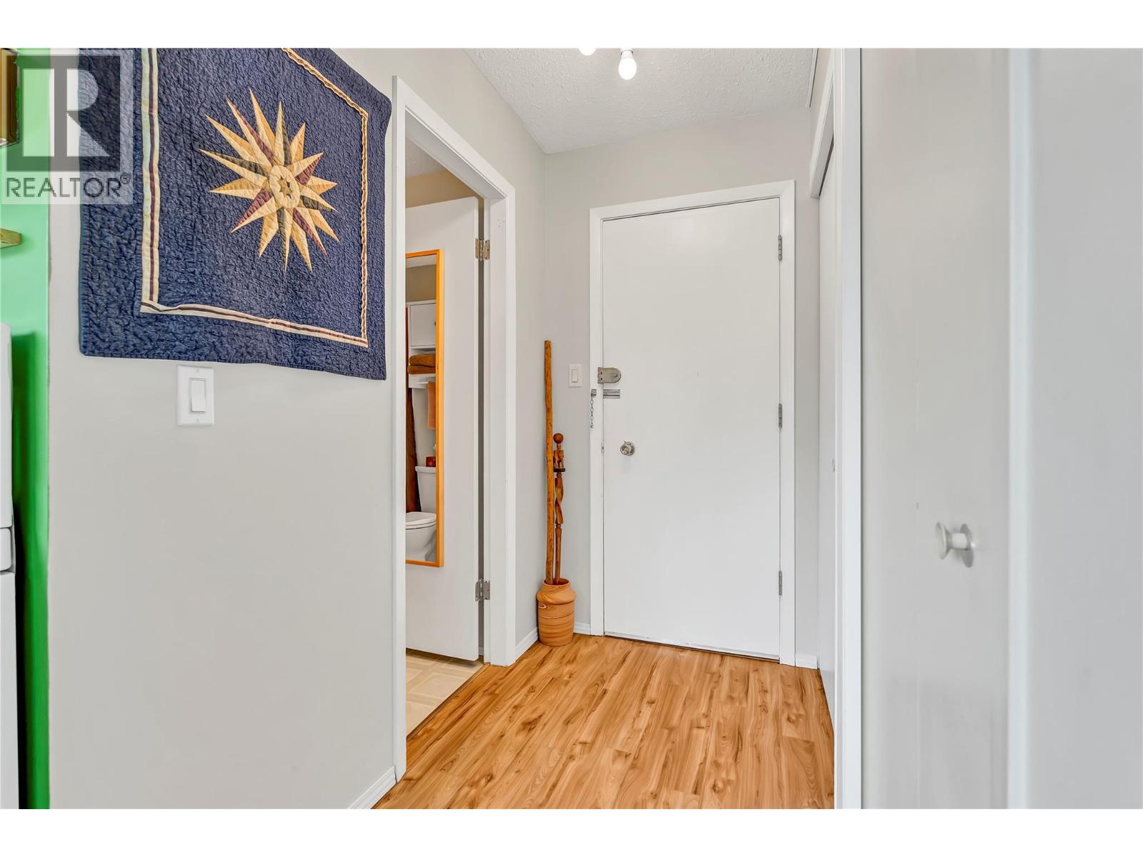 803 Fairview Road Unit# 201, Penticton, British Columbia  V2A 5Y7 - Photo 15 - 10374186