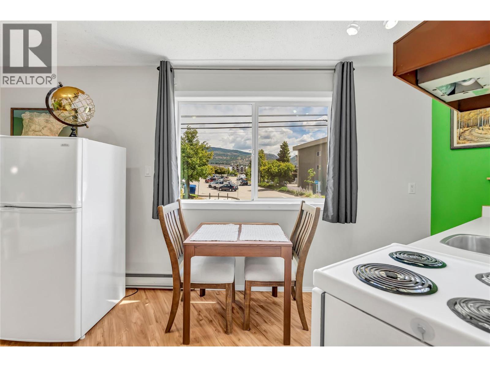 803 Fairview Road Unit# 201, Penticton, British Columbia  V2A 5Y7 - Photo 8 - 10374186