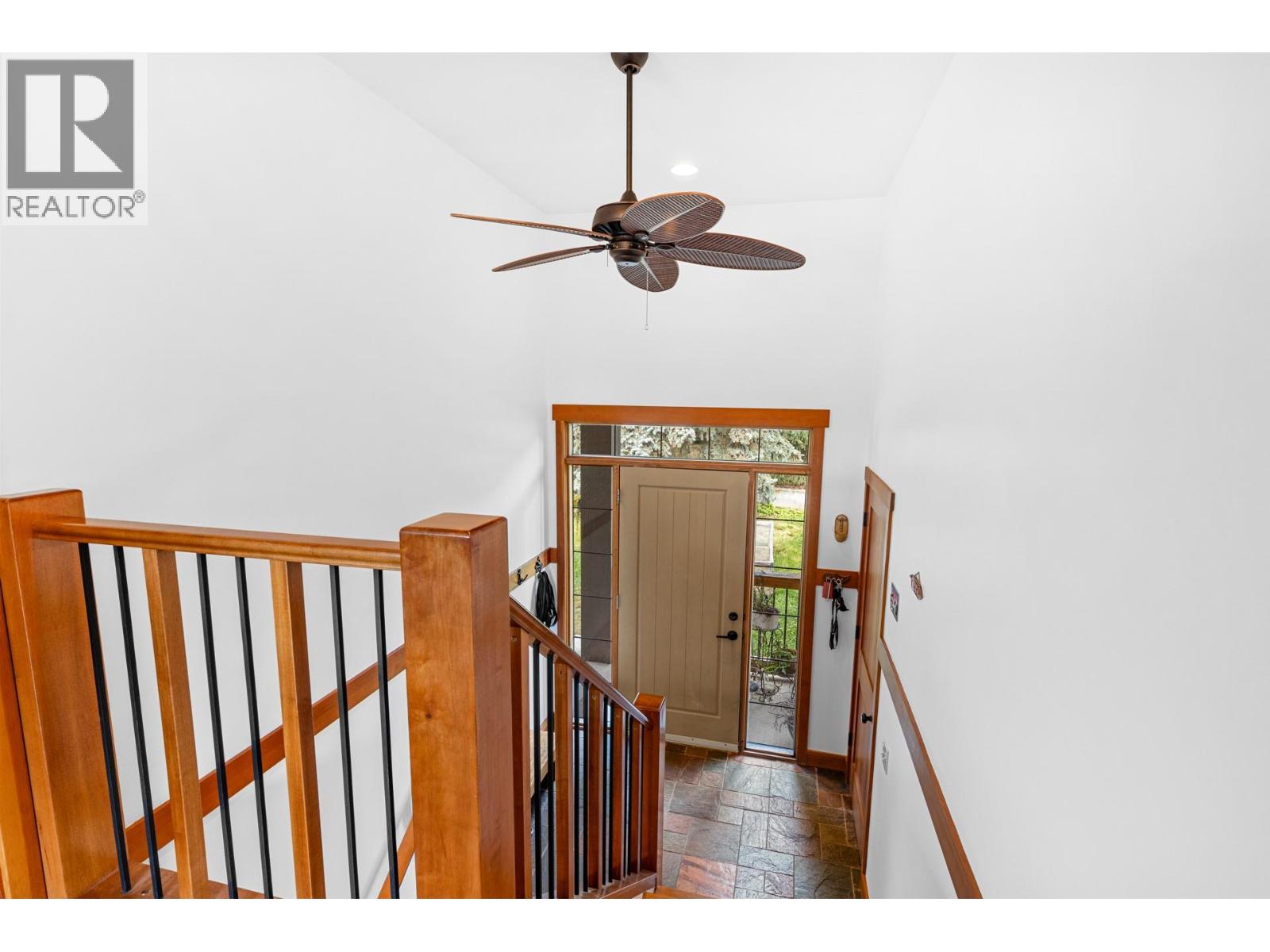 2504 Gould Road, Kamloops, British Columbia  V0E 3E1 - Photo 8 - 10373816