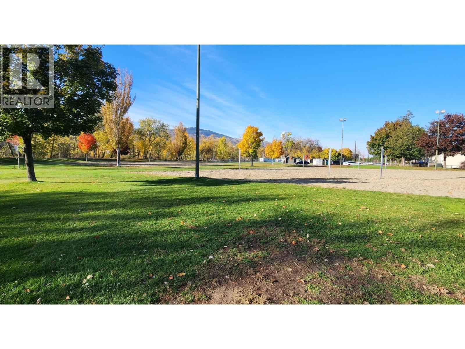 255 Schubert Drive, Kamloops, British Columbia  V2B 2C5 - Photo 18 - 10374403
