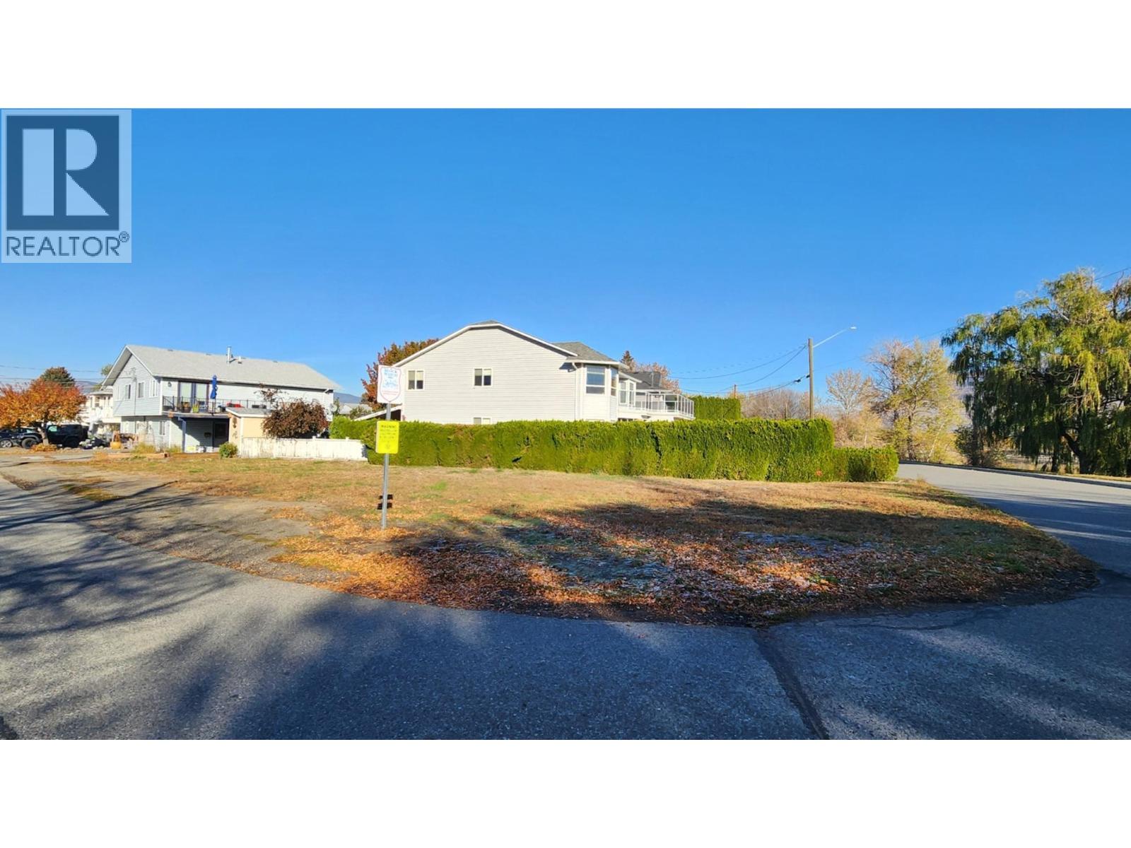 255 Schubert Drive, Kamloops, British Columbia  V2B 2C5 - Photo 8 - 10374403