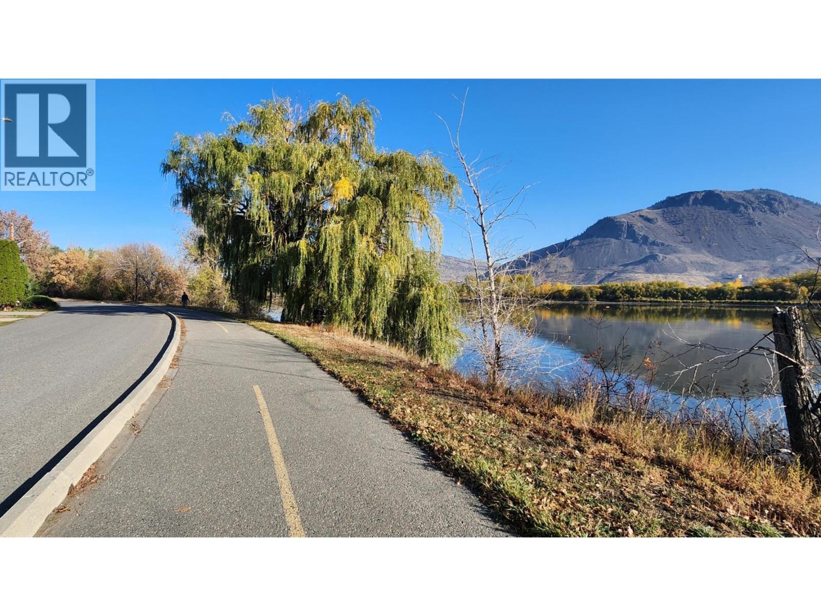 255 Schubert Drive, Kamloops, British Columbia  V2B 2C5 - Photo 9 - 10374403