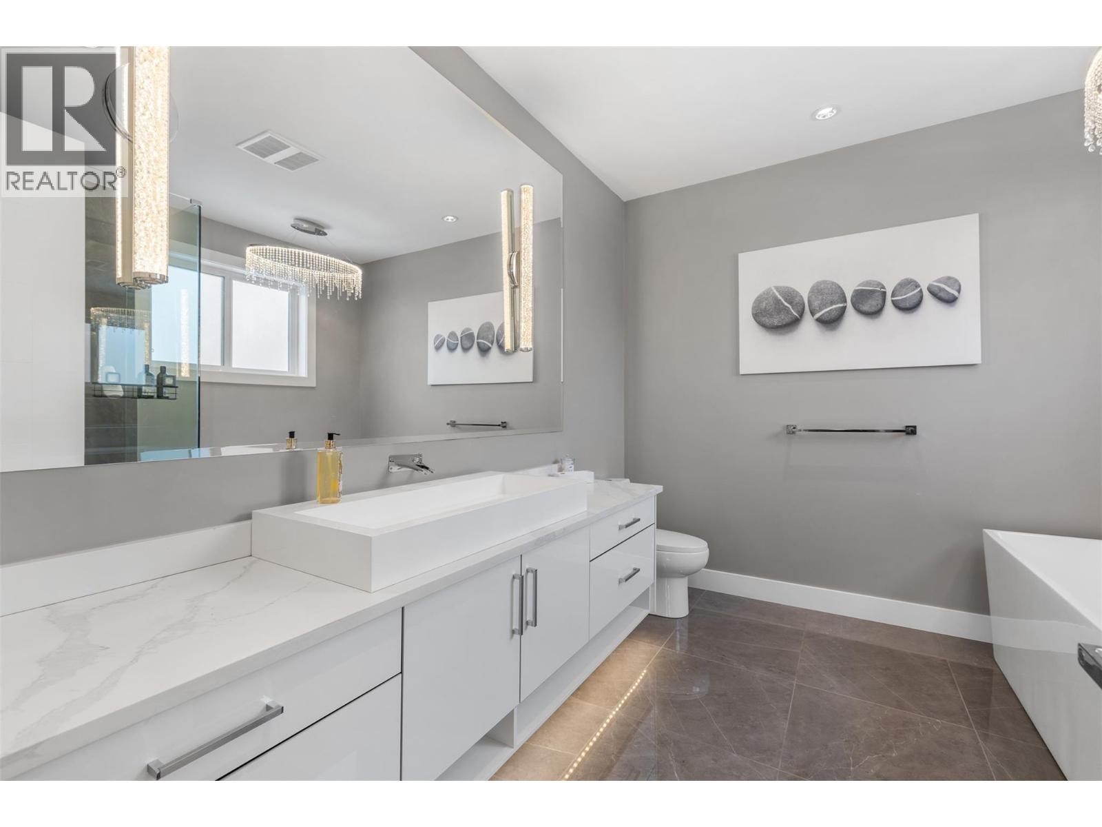 1122 Stockley Street, Kelowna, British Columbia  V1P 1R6 - Photo 29 - 10374402
