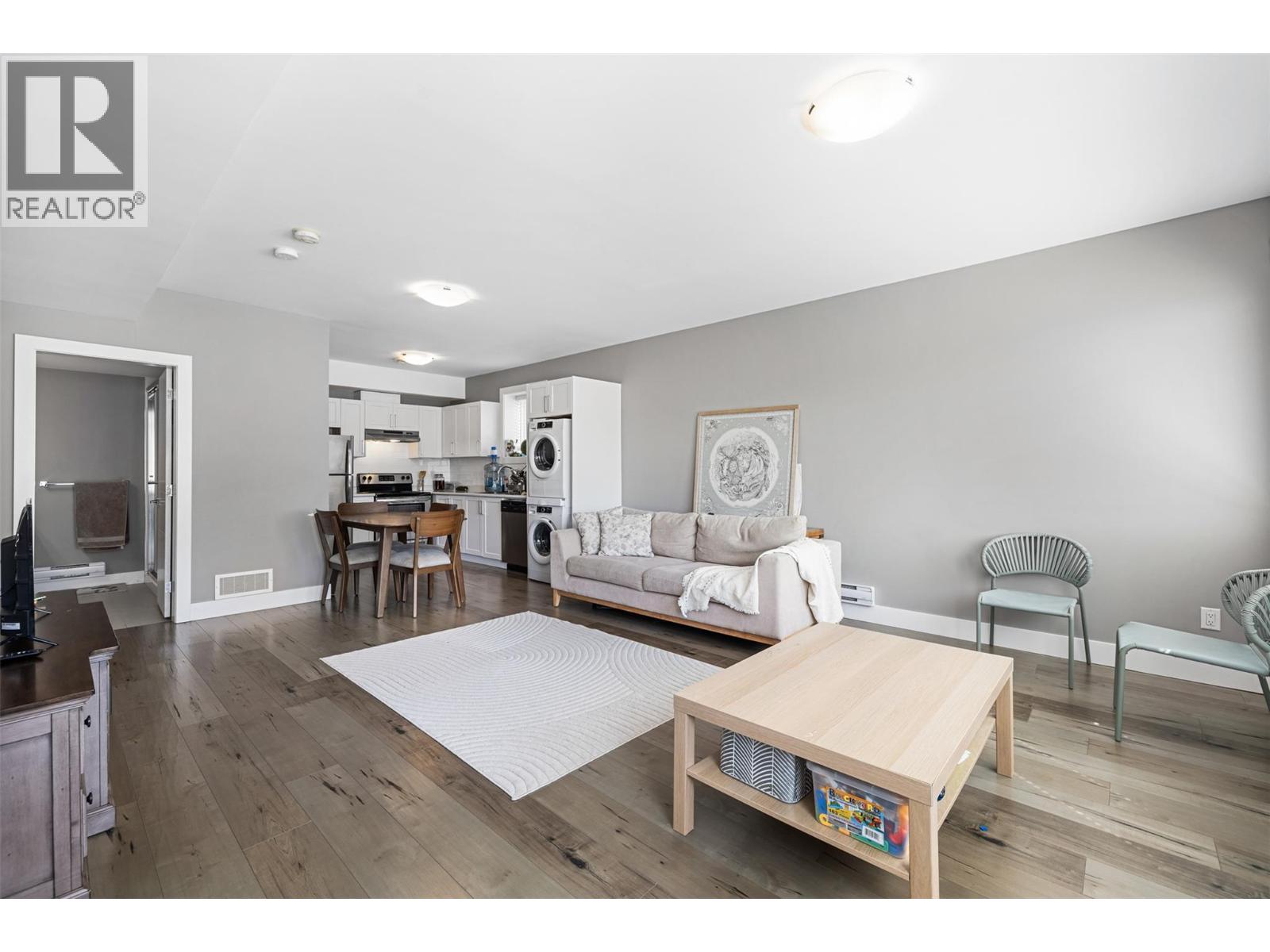 1122 Stockley Street, Kelowna, British Columbia  V1P 1R6 - Photo 47 - 10374402