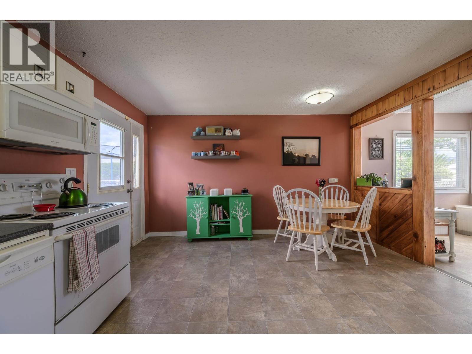 1040 Moncton Avenue, Kamloops, British Columbia  V2B 1S4 - Photo 10 - 10374430