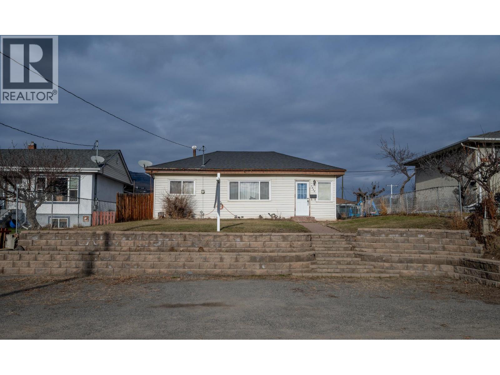 1040 Moncton Avenue, Kamloops, British Columbia  V2B 1S4 - Photo 28 - 10374430