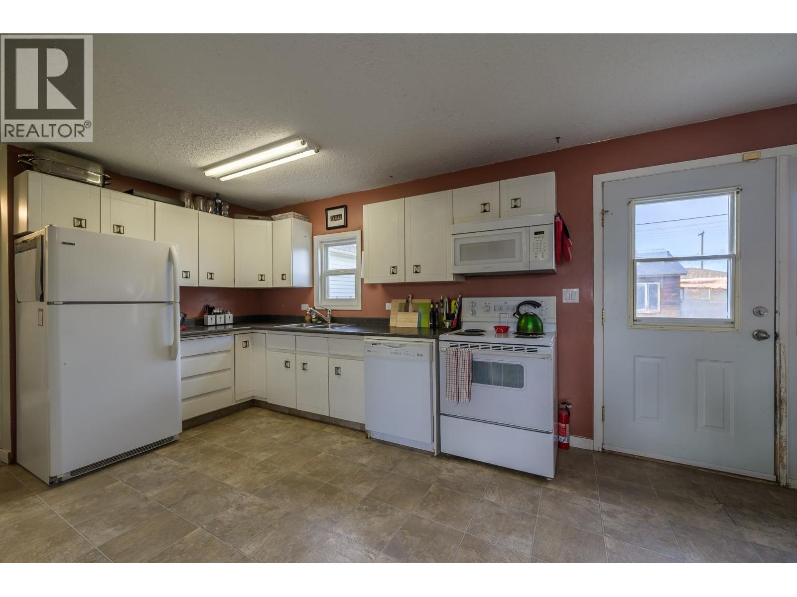 1040 Moncton Avenue, Kamloops, British Columbia  V2B 1S4 - Photo 7 - 10374430