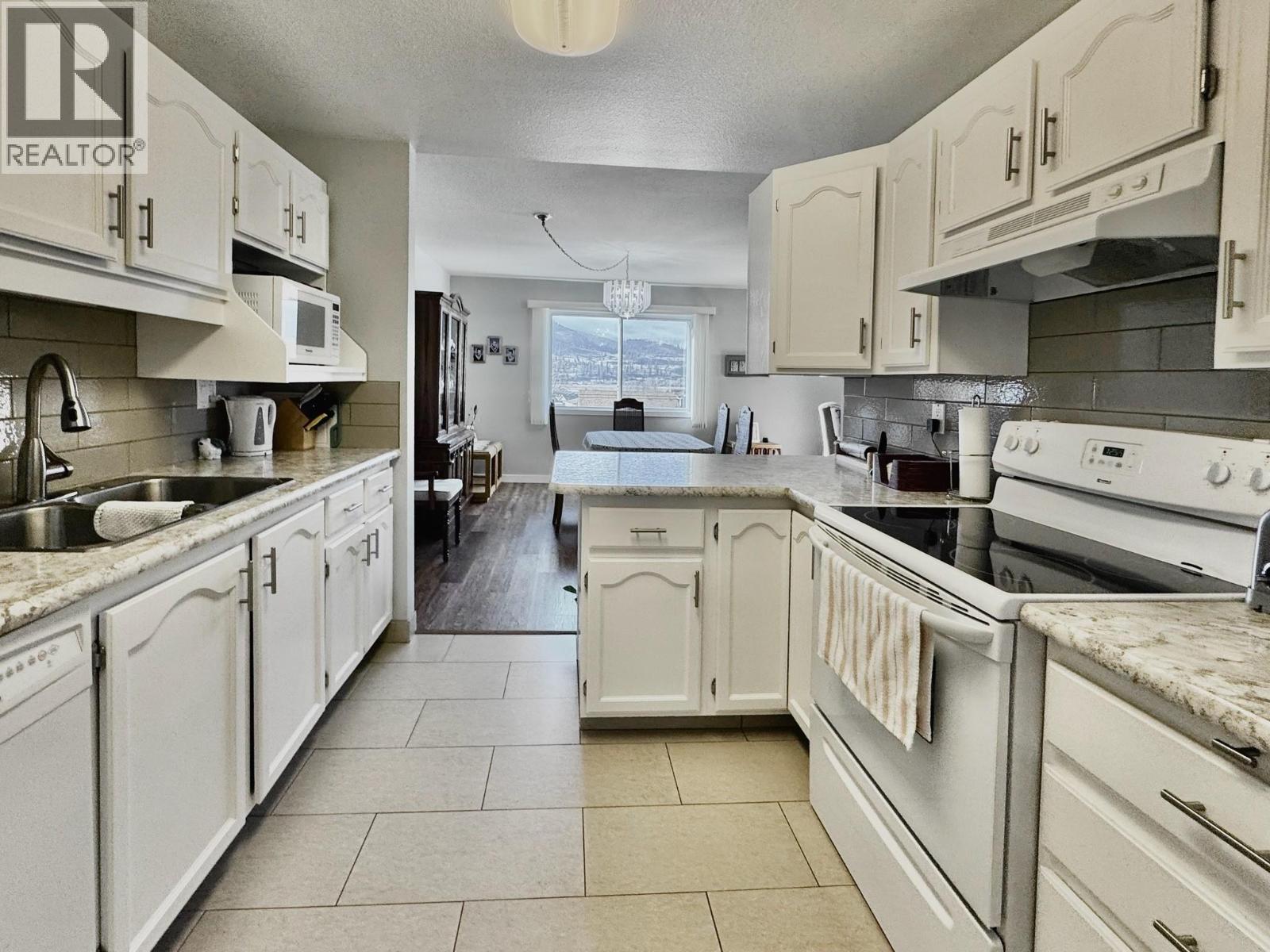 195 Warren Ave Street W Unit# 308, Penticton, British Columbia  V2A 3N1 - Photo 6 - 10374350