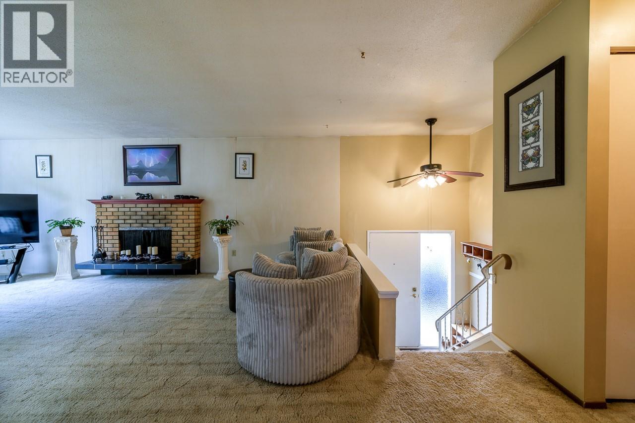 1835 Westsyde Road, Kamloops, British Columbia  V2B 7B9 - Photo 3 - 10374436